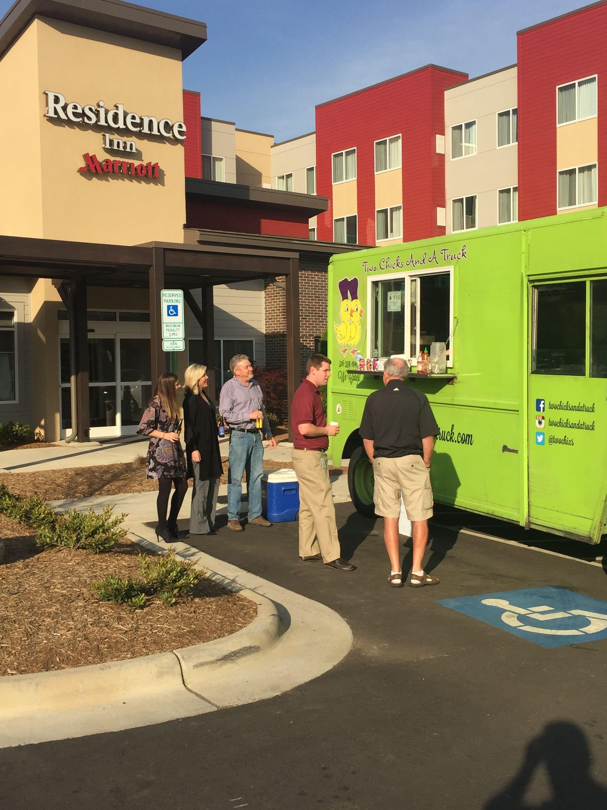 By Marriott Airport 3*