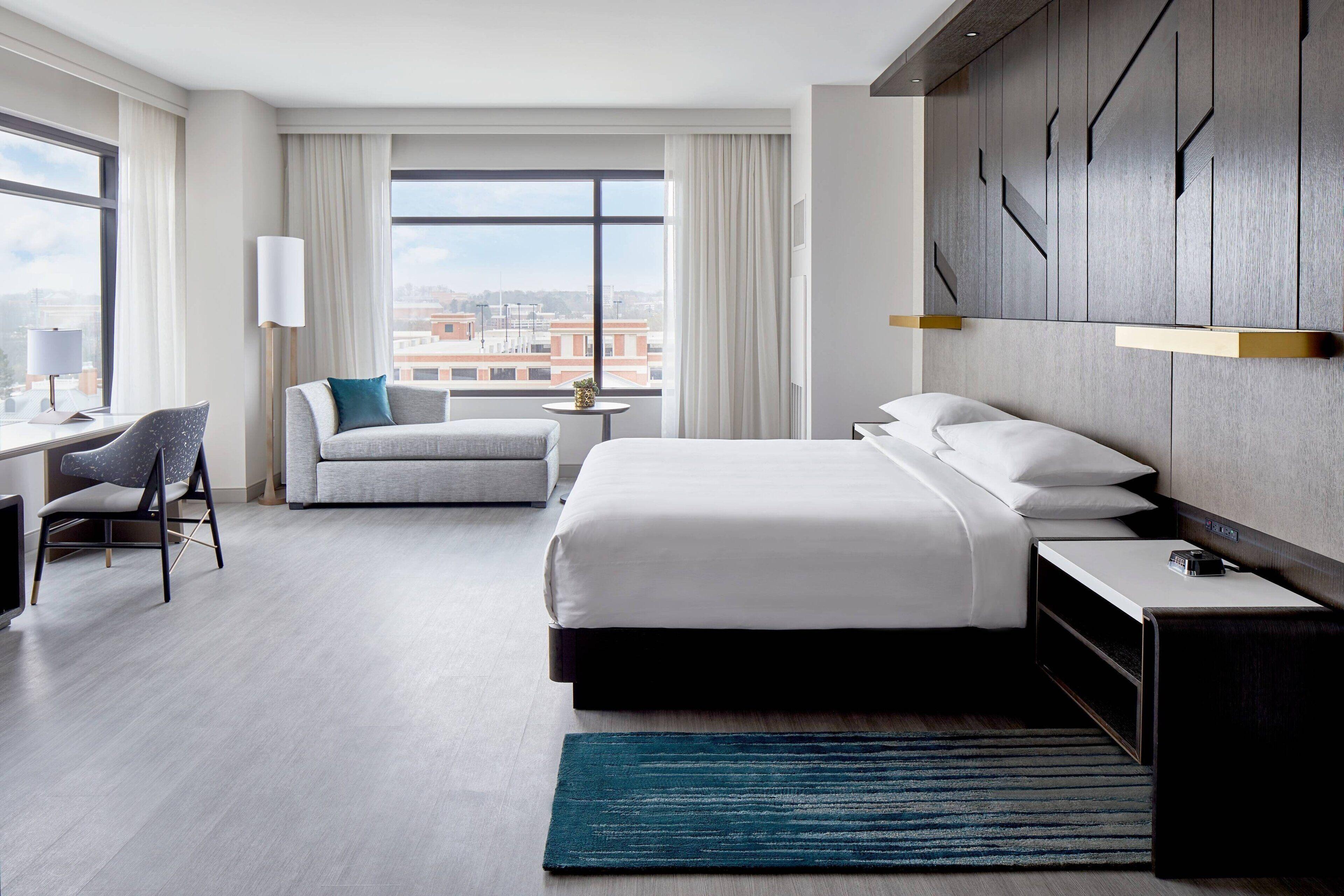 Unc Marriott & Conference Center Hotel 3*