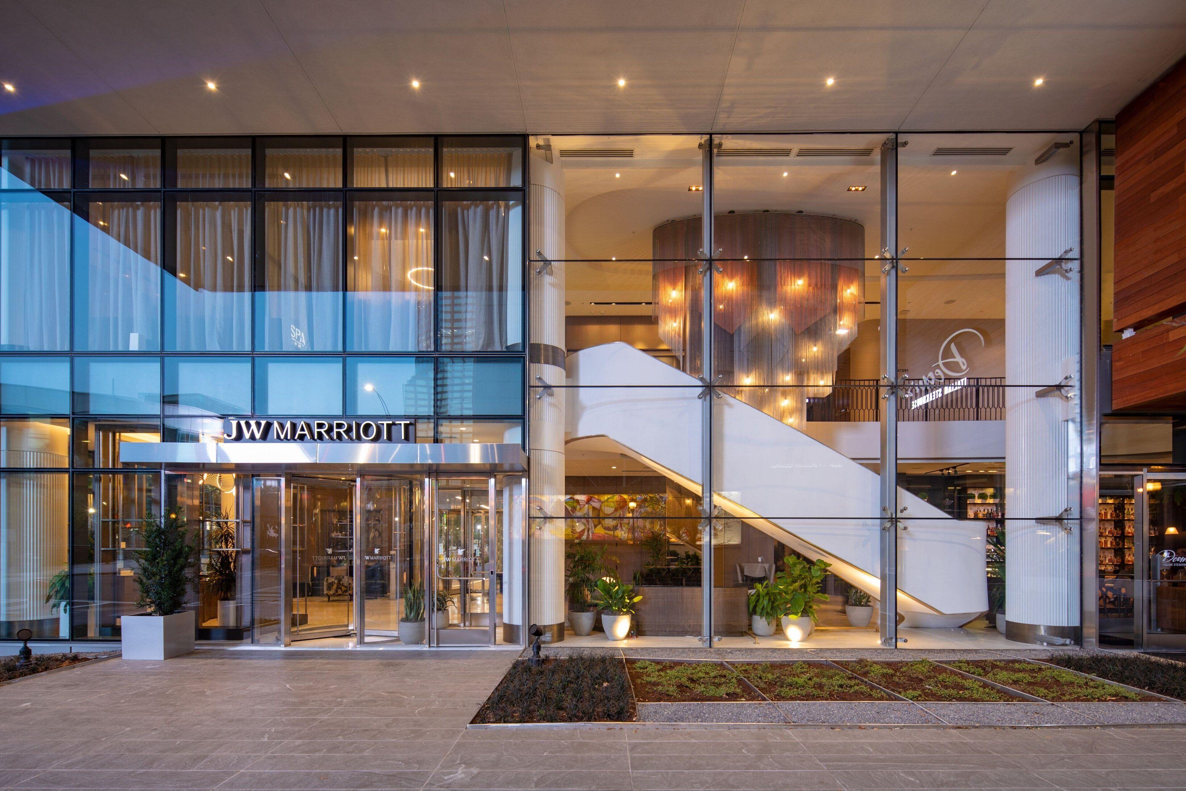 Jw Marriott Hotel 5*