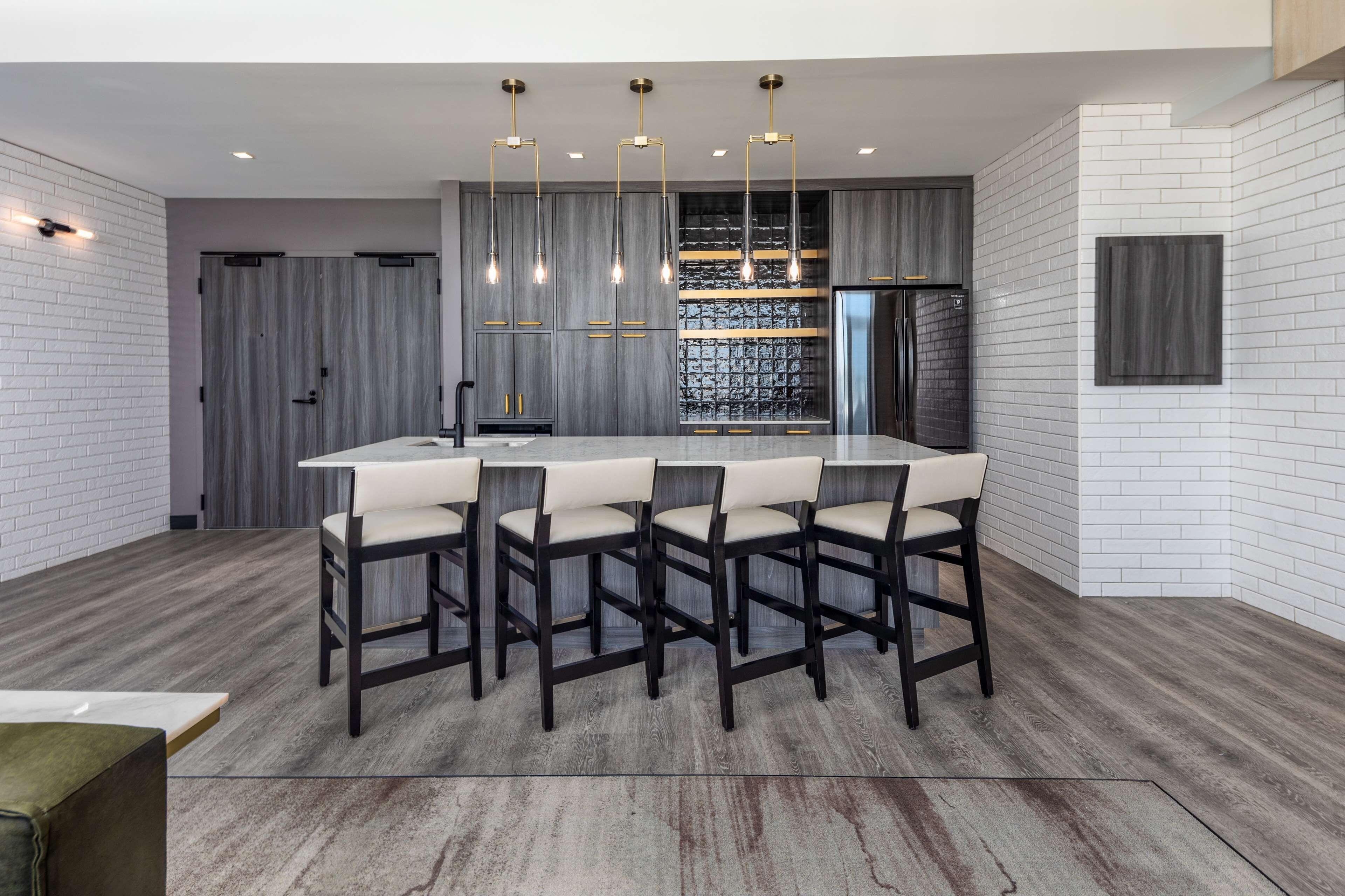 Hyatt Centric Southpark Hotel 4*