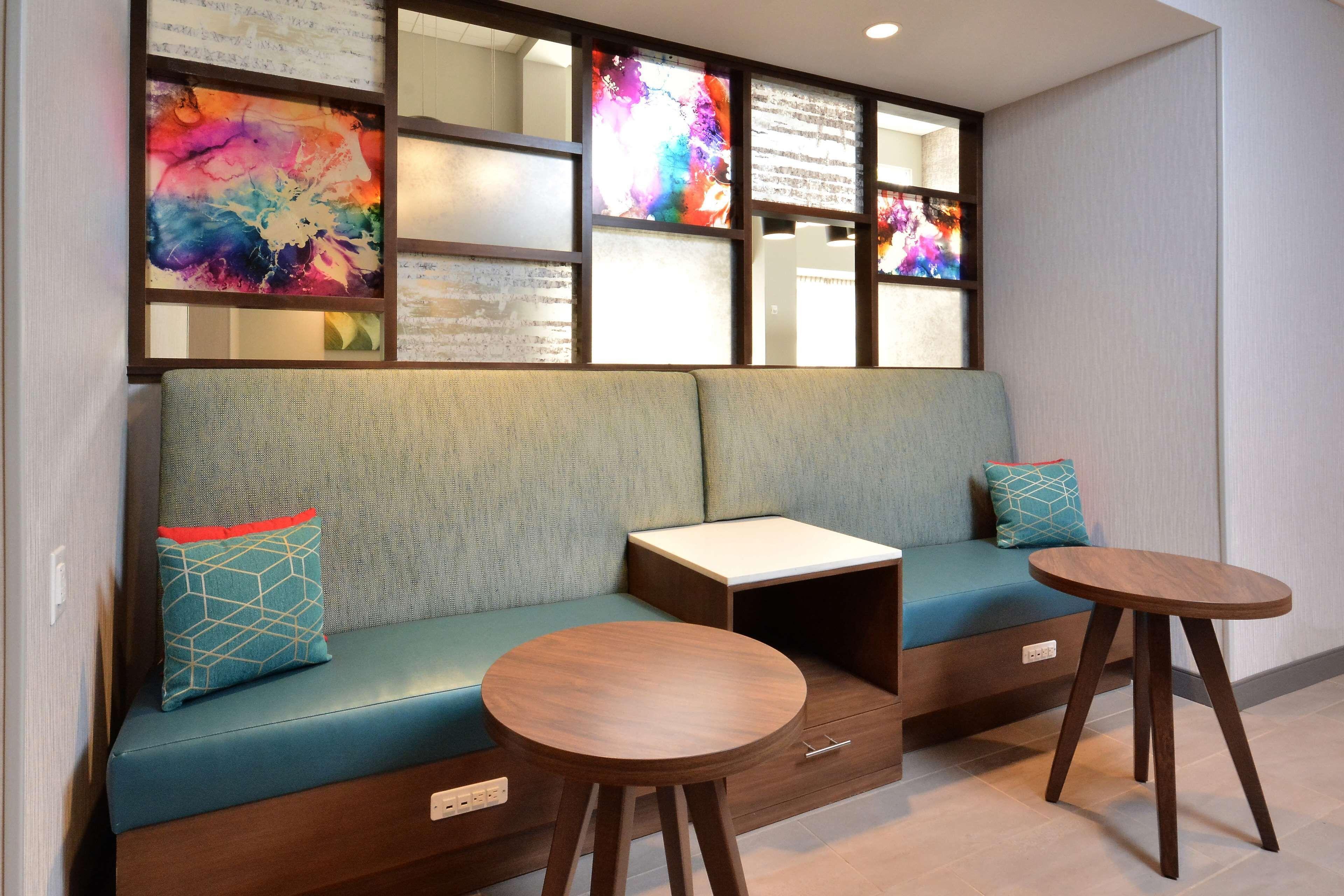 Hotel Hampton & North I 485 3*