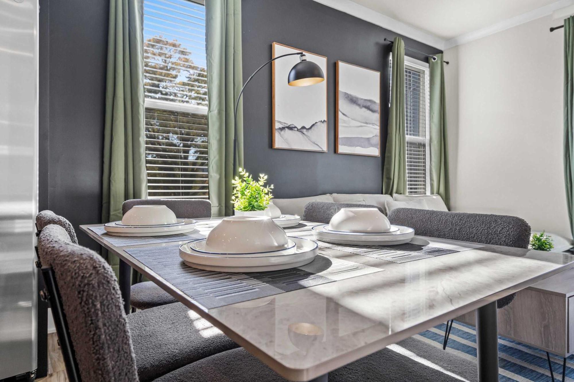 Luxe King 3br Townhouse Mins To Uptown Clt * Charlotte