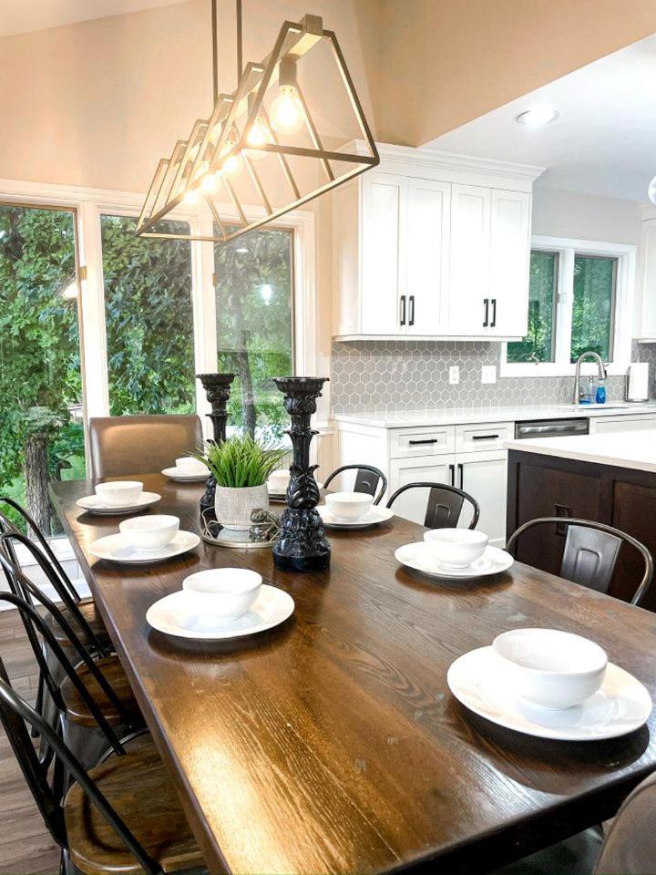 Embrace Nature In Lakefront With Fire Pit In Charlotte, North Carolina Holiday home Charlotte