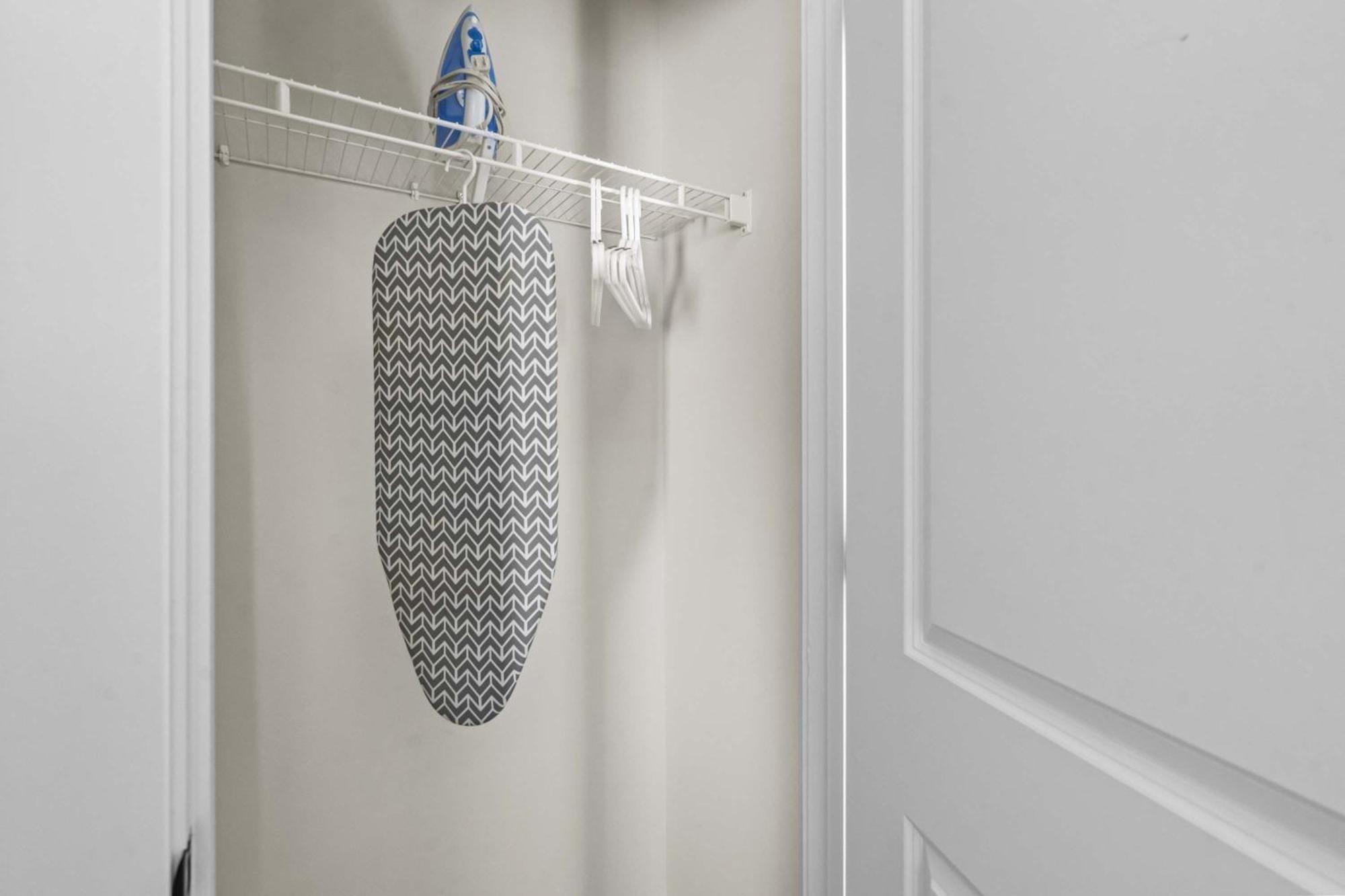 Luxe King 3br Townhouse Mins To Uptown Clt Holiday home *