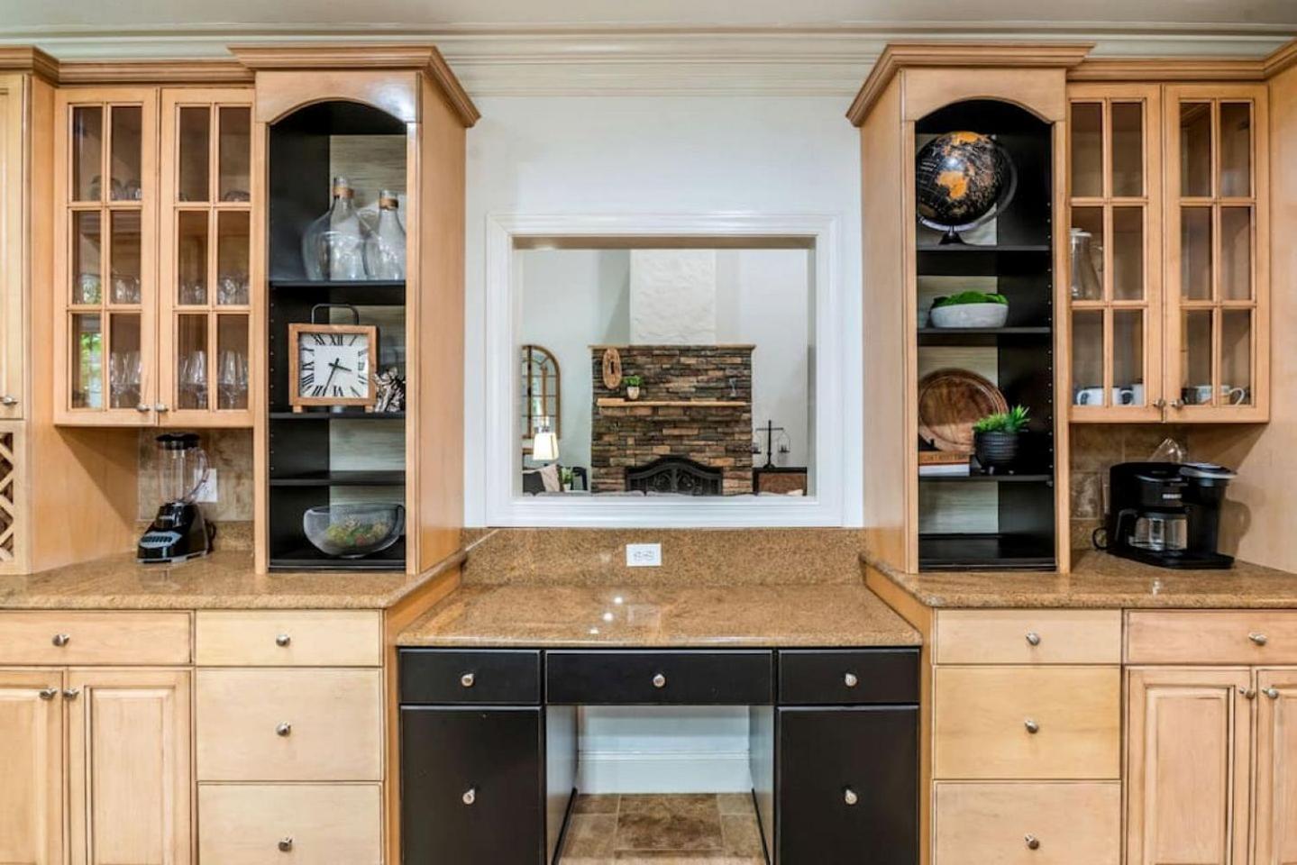 Impressive Luxurious With Pool And Game Space In Nc *