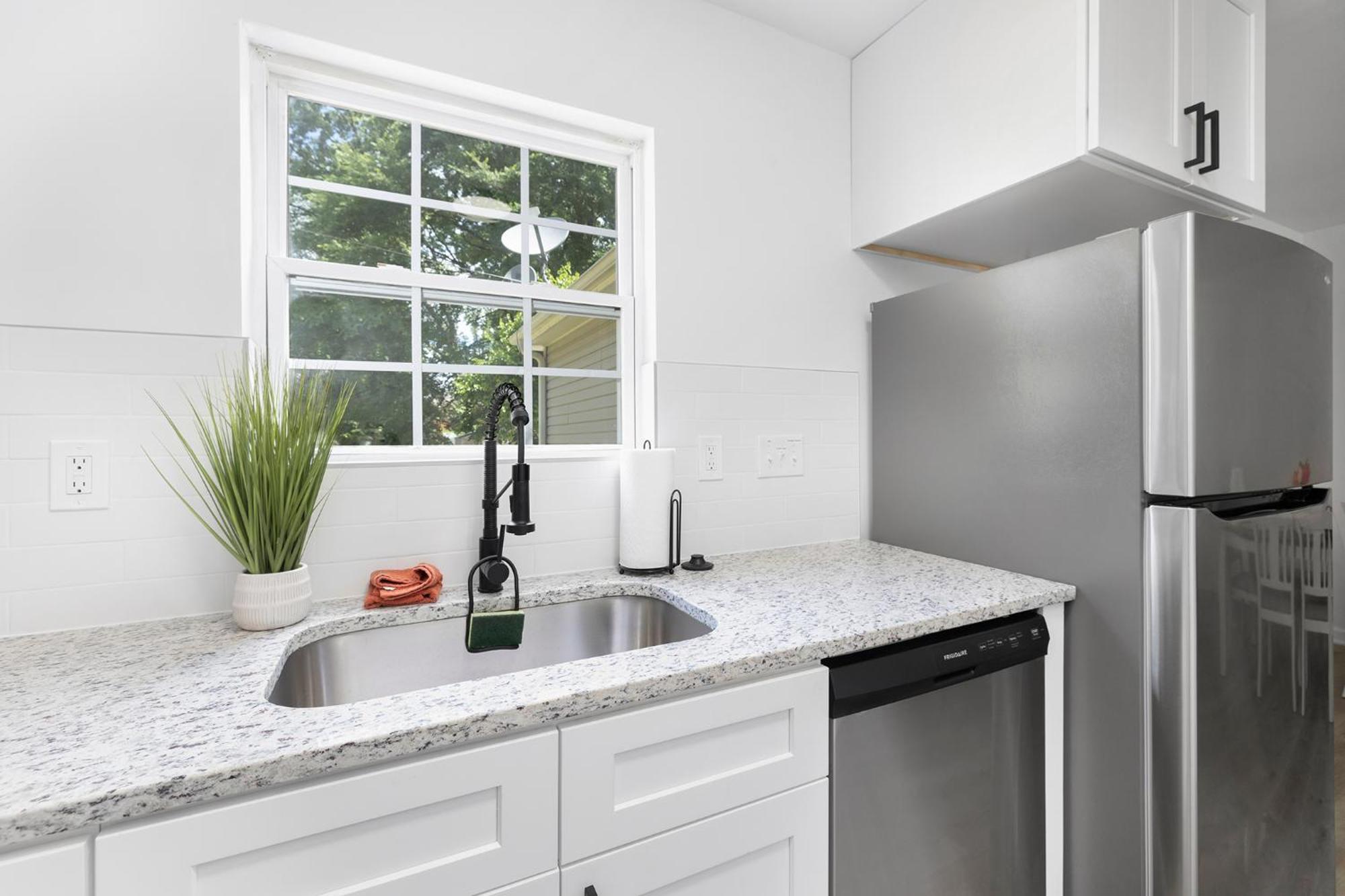 Holiday home Stylish Queen Getaway In Camp North End