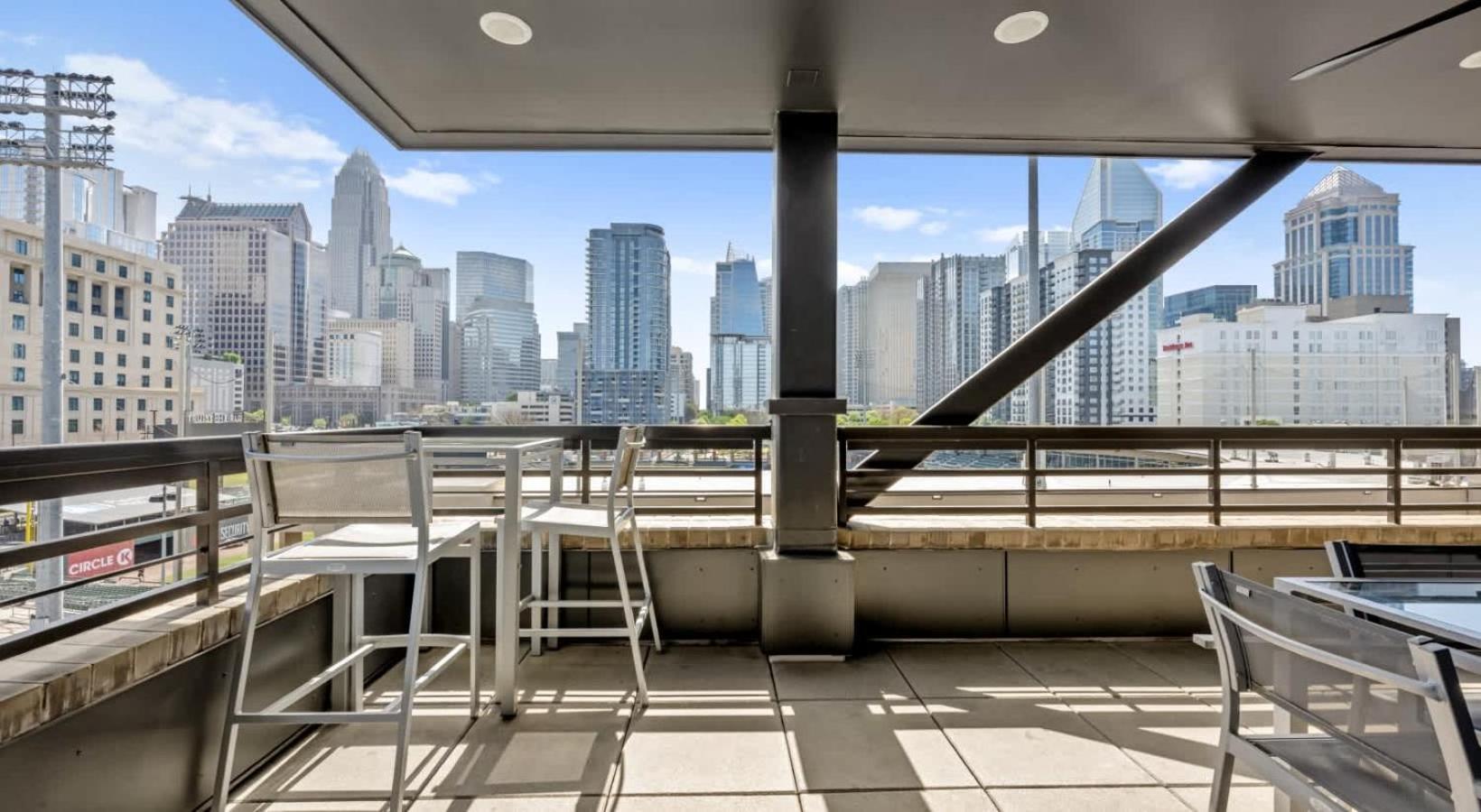 Trifecta Luxury Serviced In Uptown Clt Apartment *