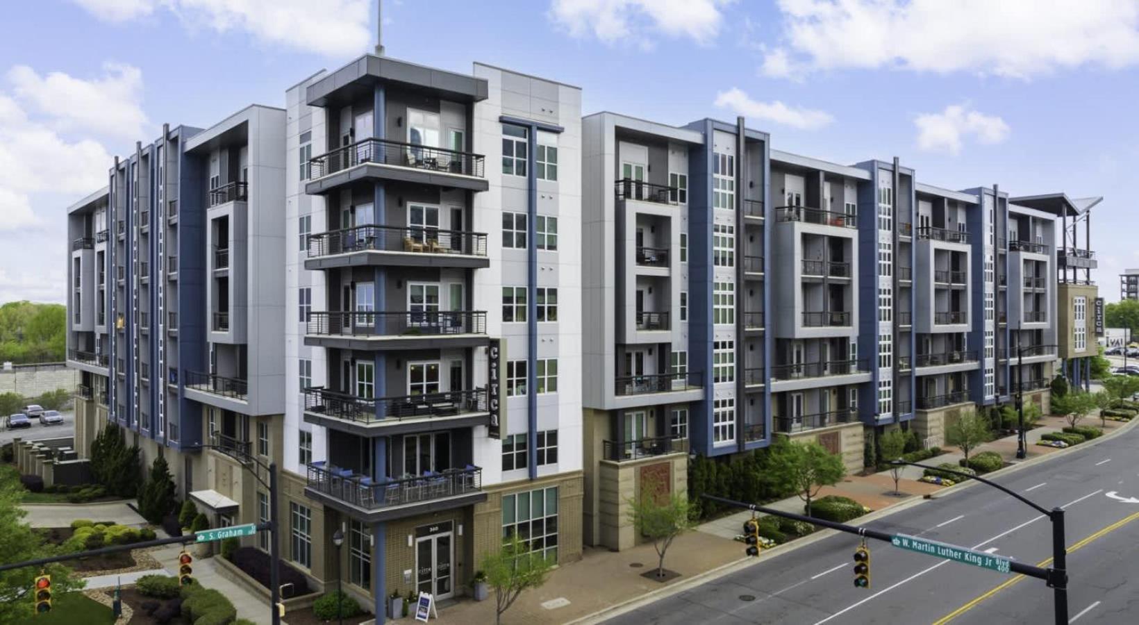 Trifecta Luxury Serviced In Uptown Clt Apartment *