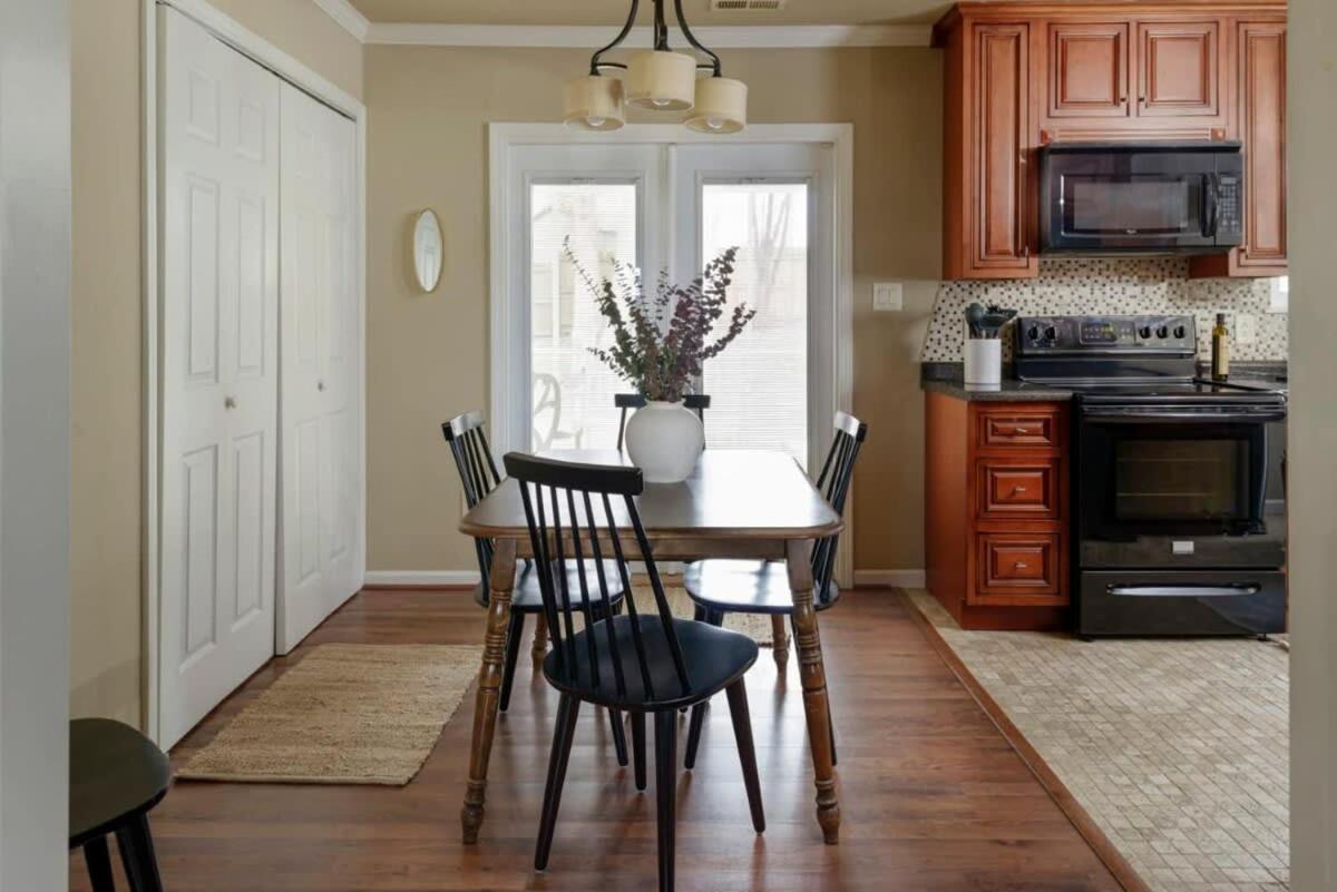 Holiday home Serene Getaway With Patio In Pineville