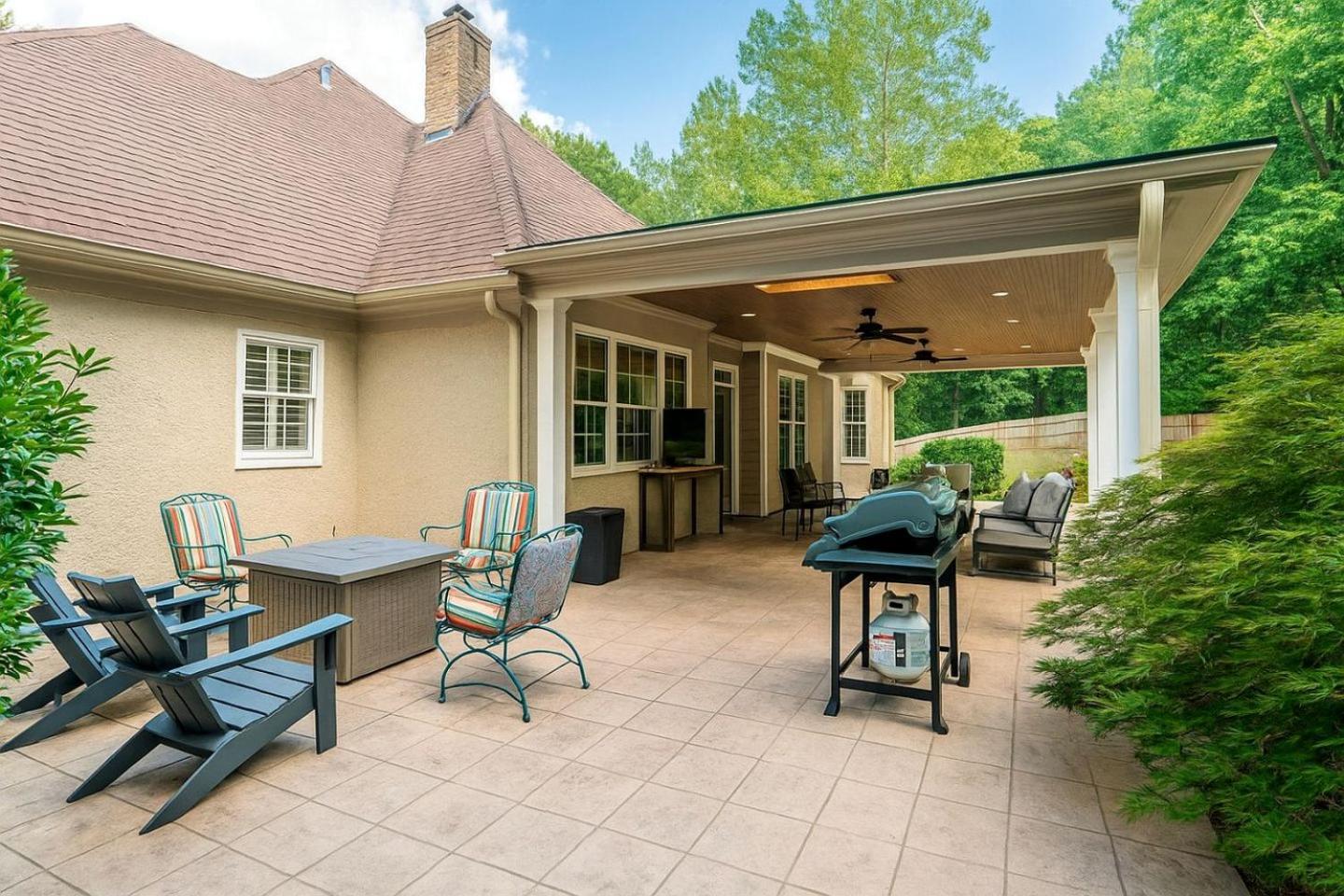 Impressive Luxurious With Pool And Game Space In Nc Charlotte