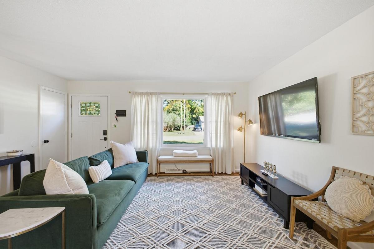 Stylish 3bd Ranch - Walk To South End & Dilworth * Charlotte