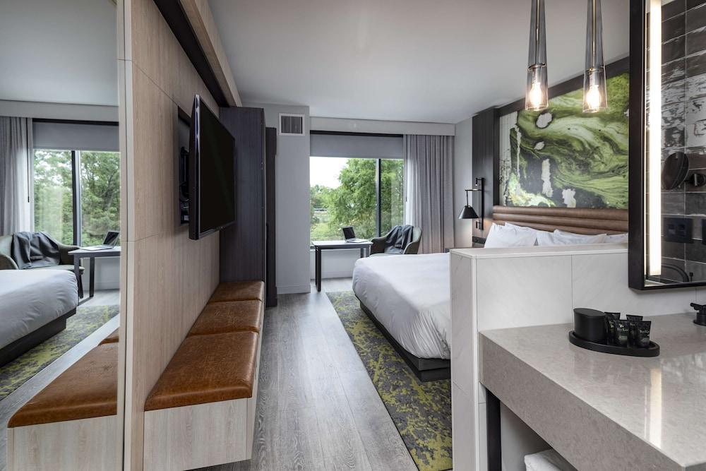 Hyatt Centric Southpark Hotel 4*