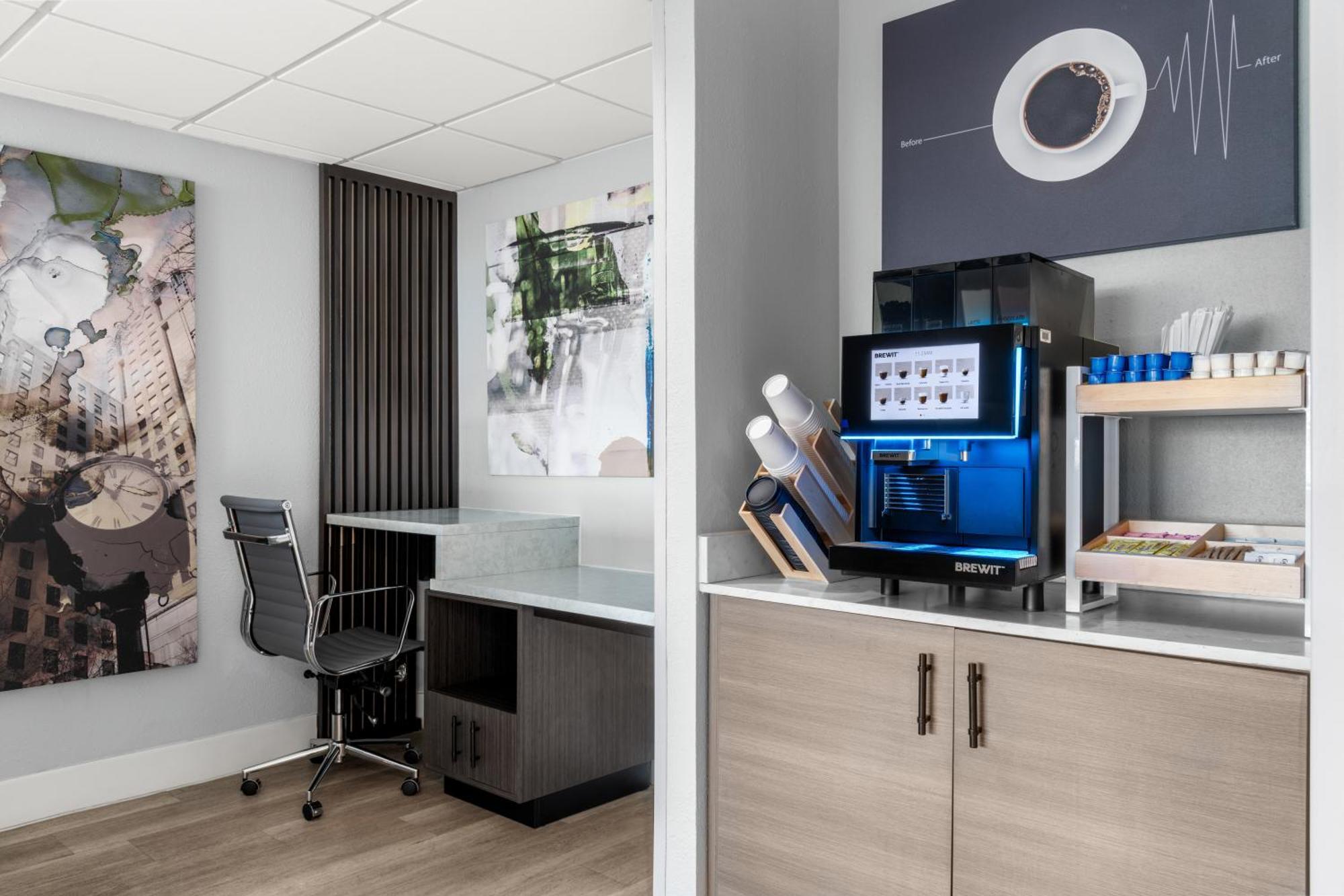 Express By Marriott South End Hotel 3*