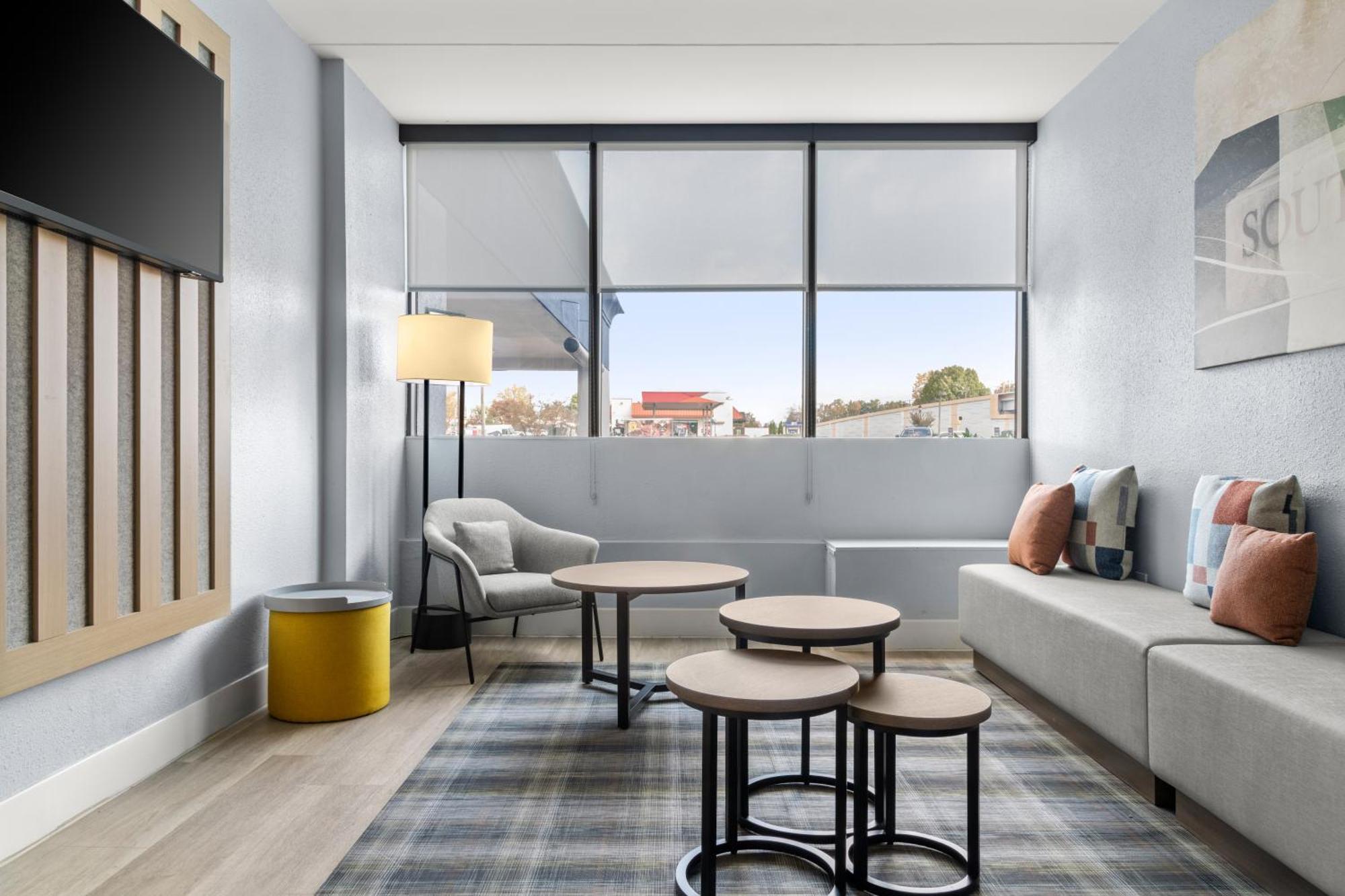 Express By Marriott South End Hotel