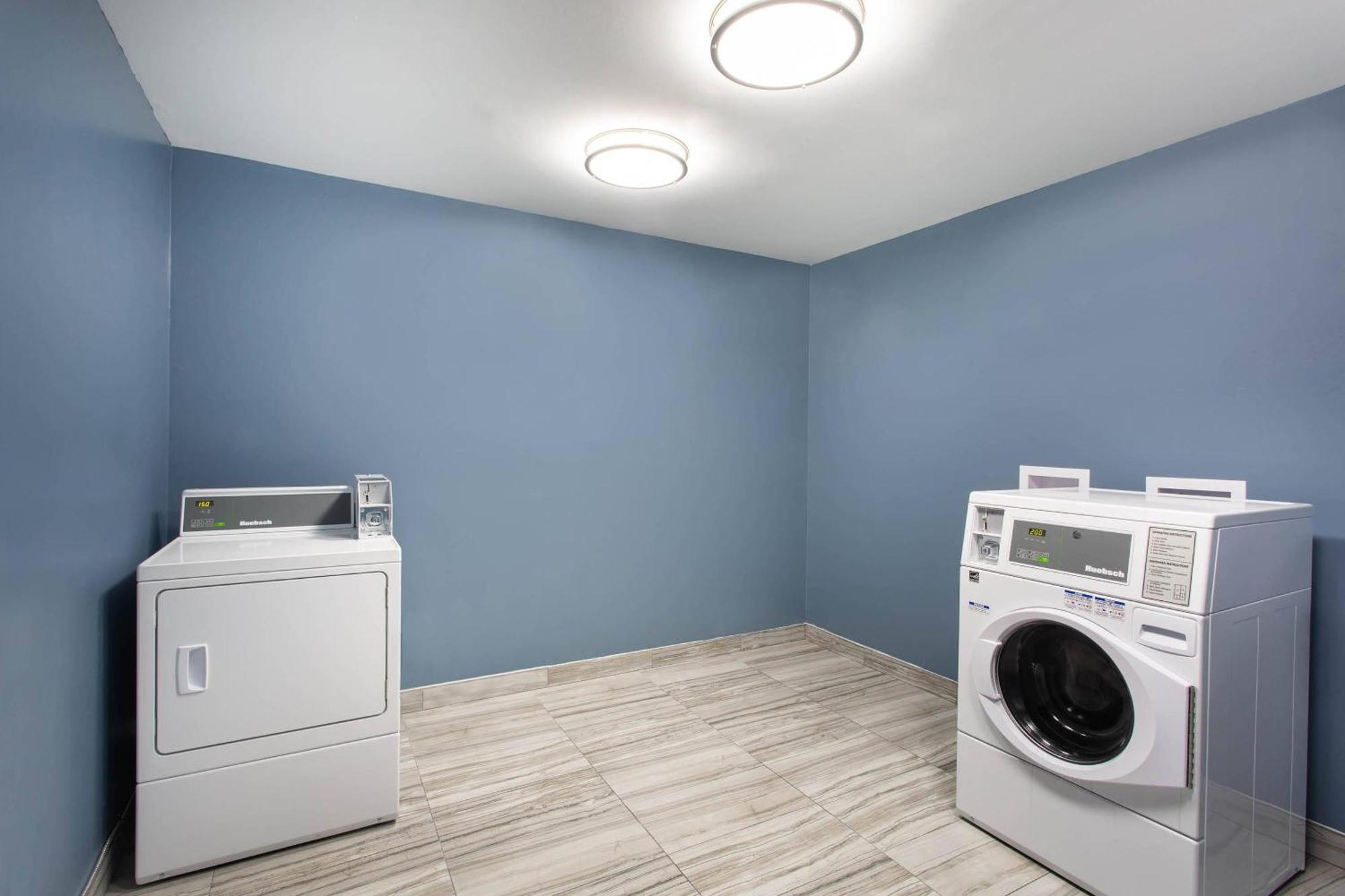 Clarion Pointe 3* Charlotte