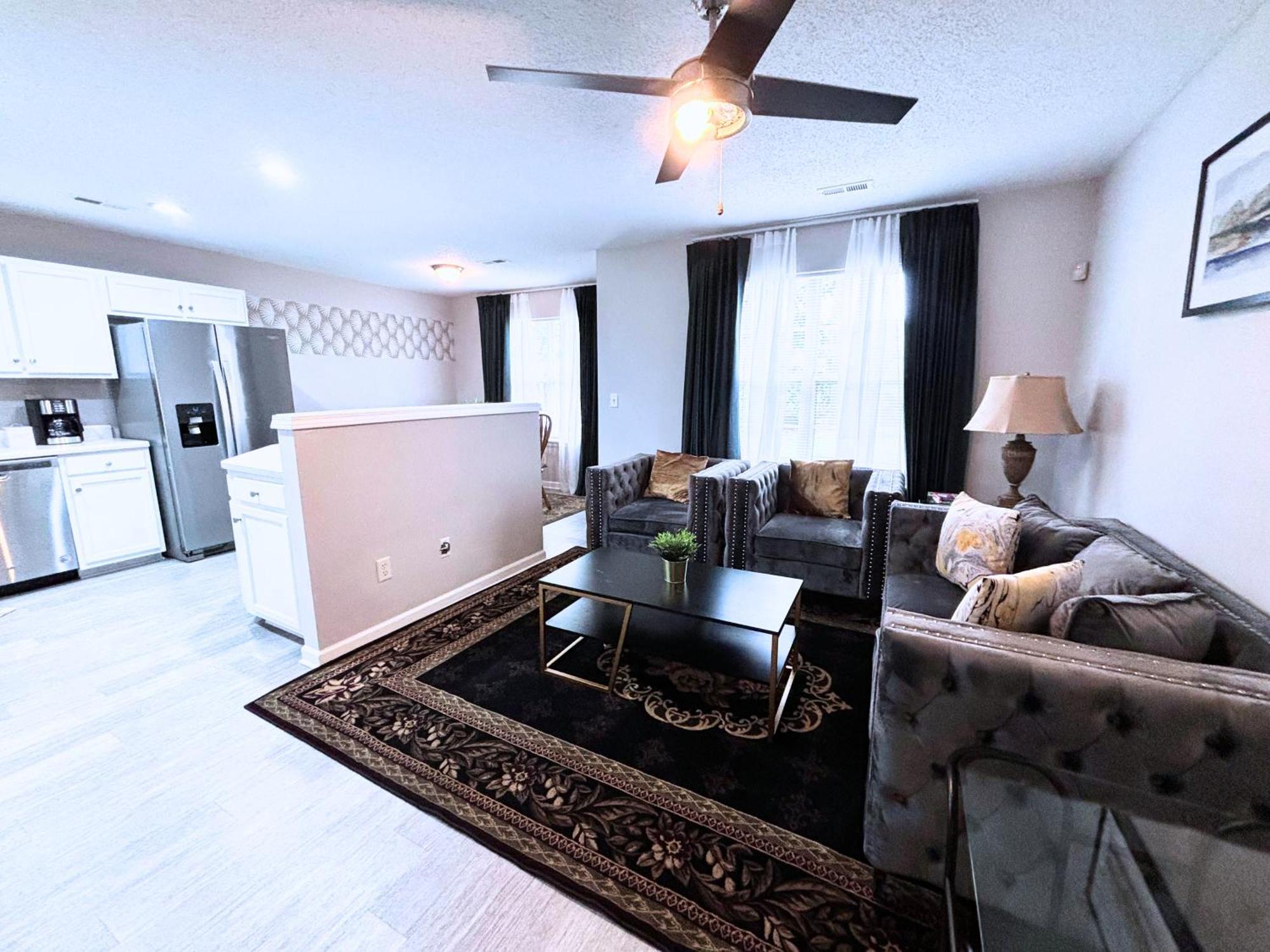 Holiday home Beautiful 2 King Bedrooms With Garage