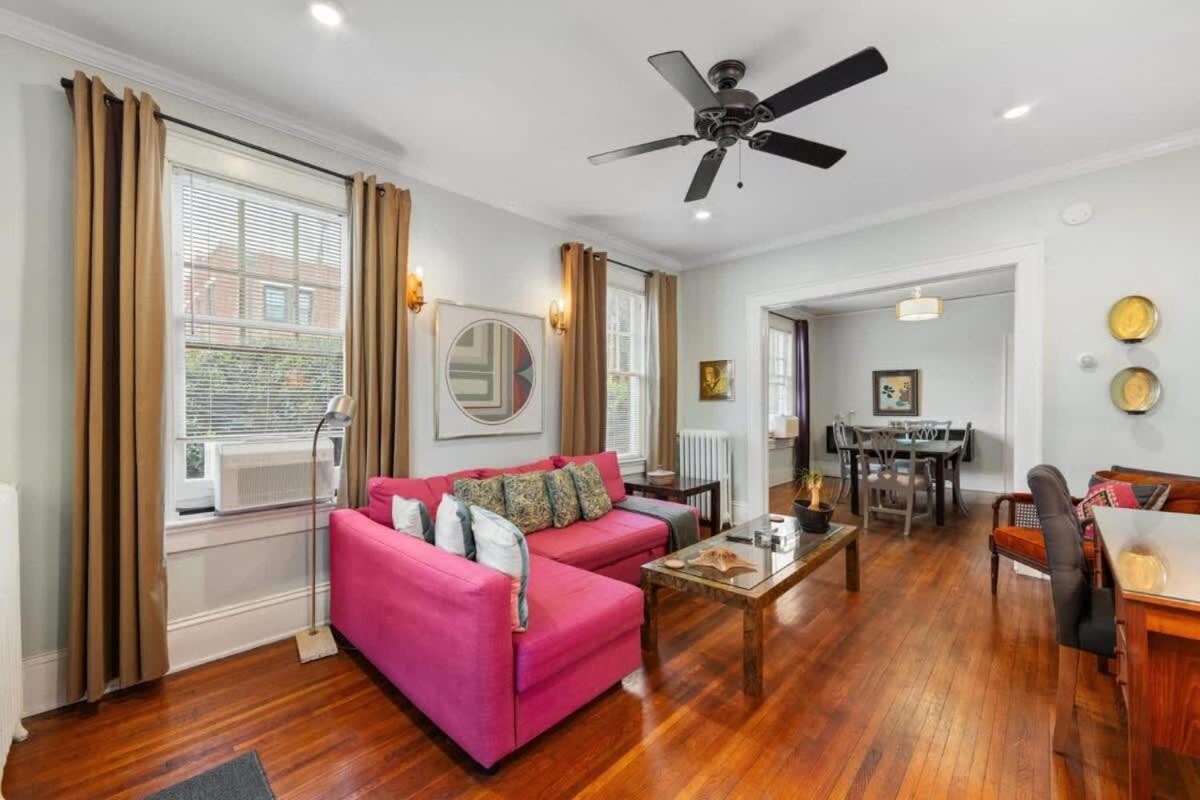 Holiday home Elegant And Colorful 1br With Covered Porch *