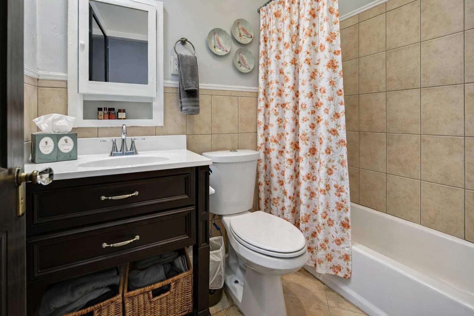 Holiday home Chic Comfortable 2br With Porch Near Dilworth *