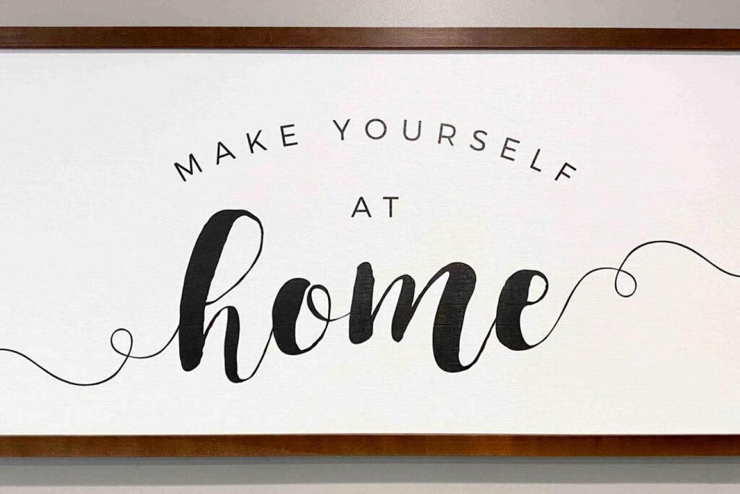 Family With Outdoor Living Areas And Foosball Table In Nc Holiday home *