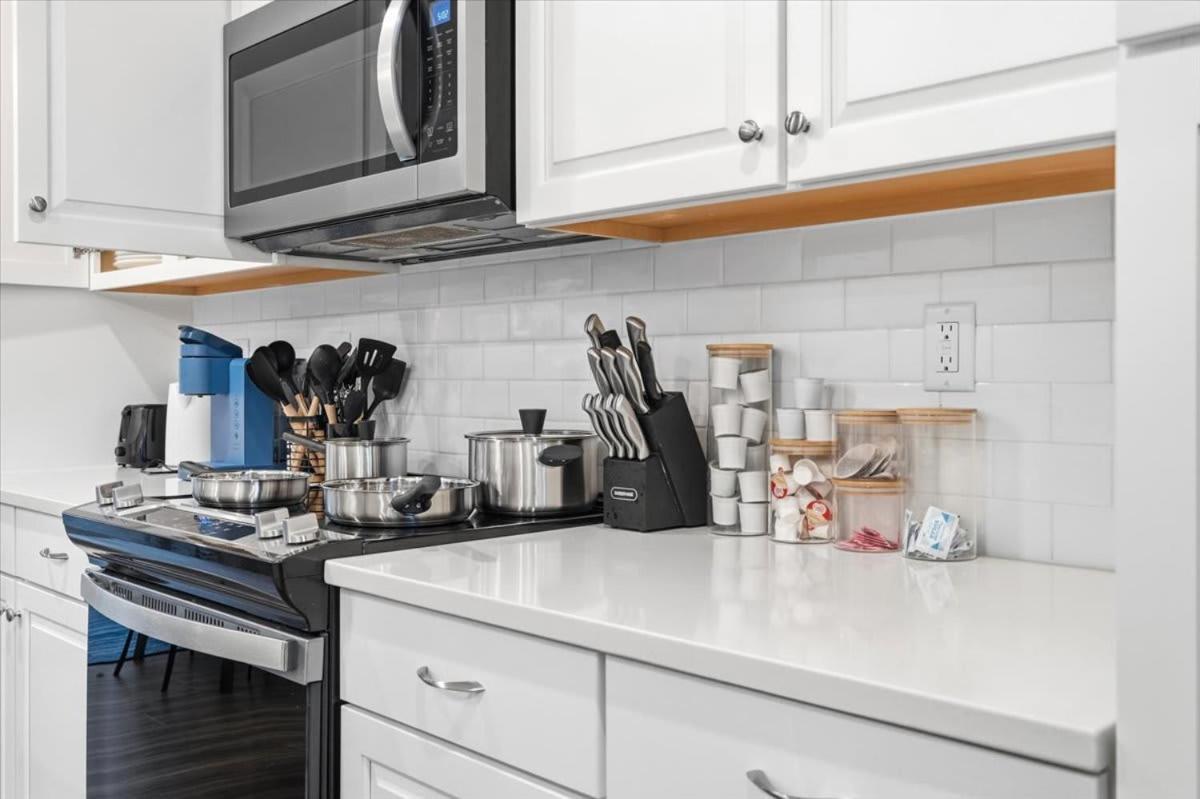 4br Townhouse King Bed Rooftop Uptown Clt Holiday home *