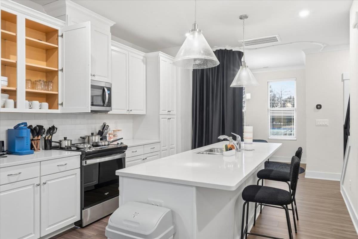 4br Townhouse King Bed Rooftop Uptown Clt Holiday home Charlotte