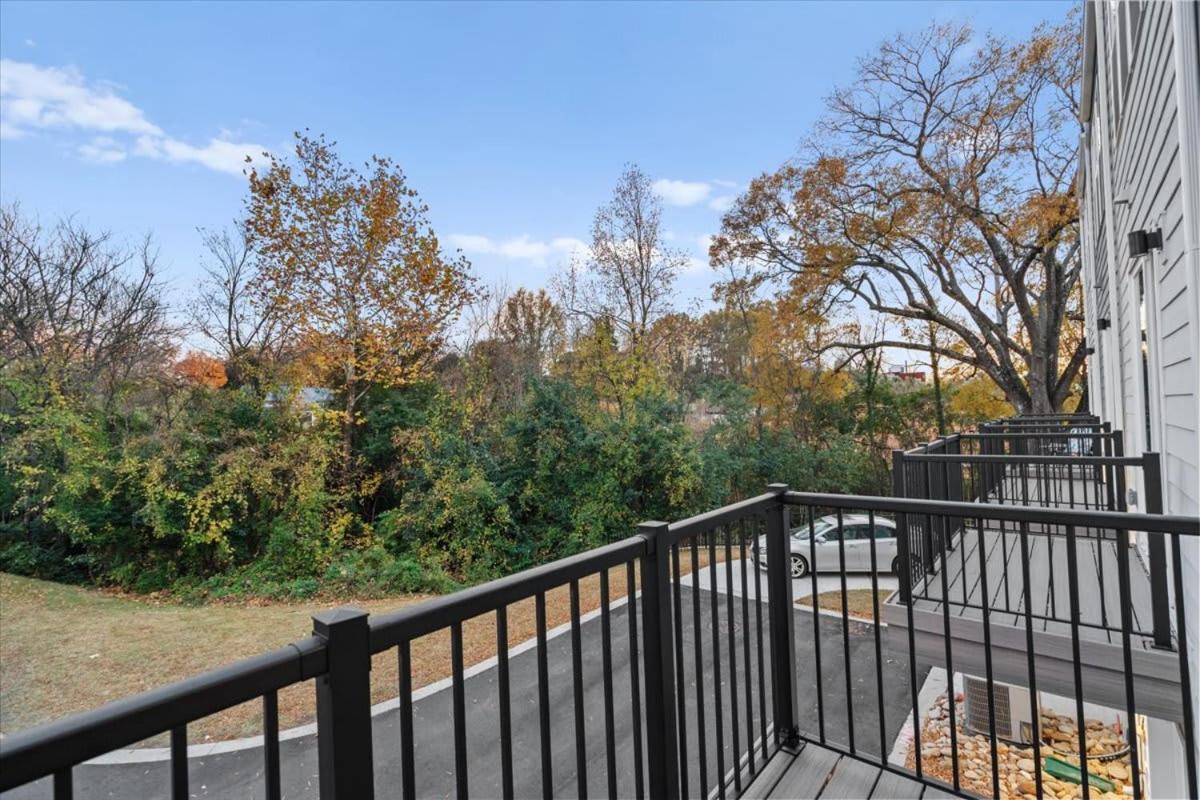 Holiday home 4br Townhouse King Bed Rooftop Uptown Clt *