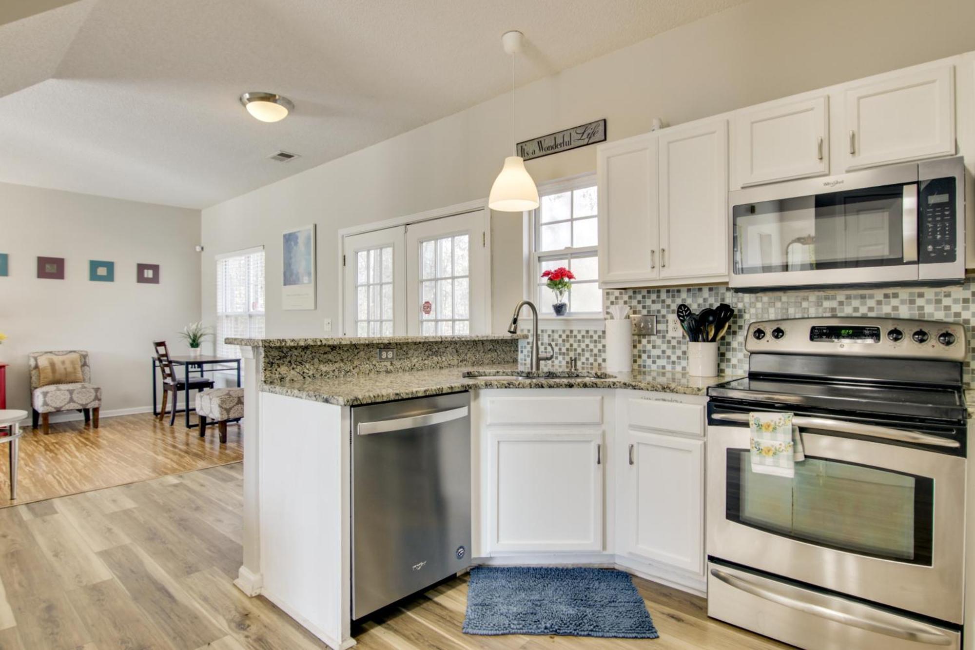Holiday home Quiet Oasis In Charlotte! Near Uncc Campus Charlotte