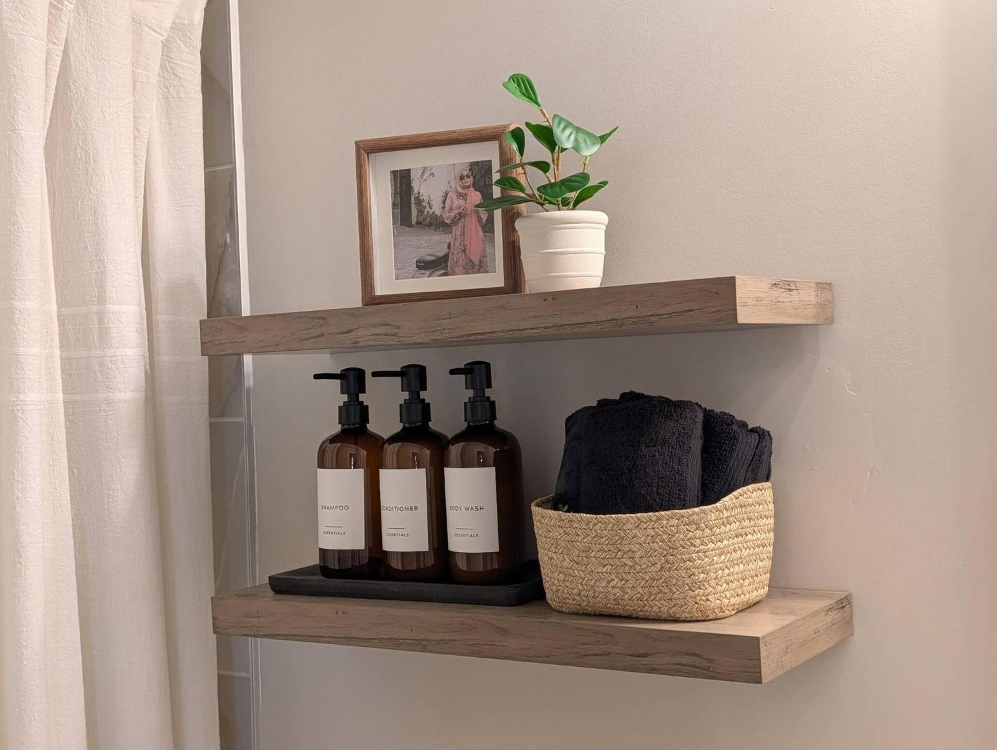 Queen Castle - Rooftop, Garage, King Beds, Pet Friendly Holiday home *