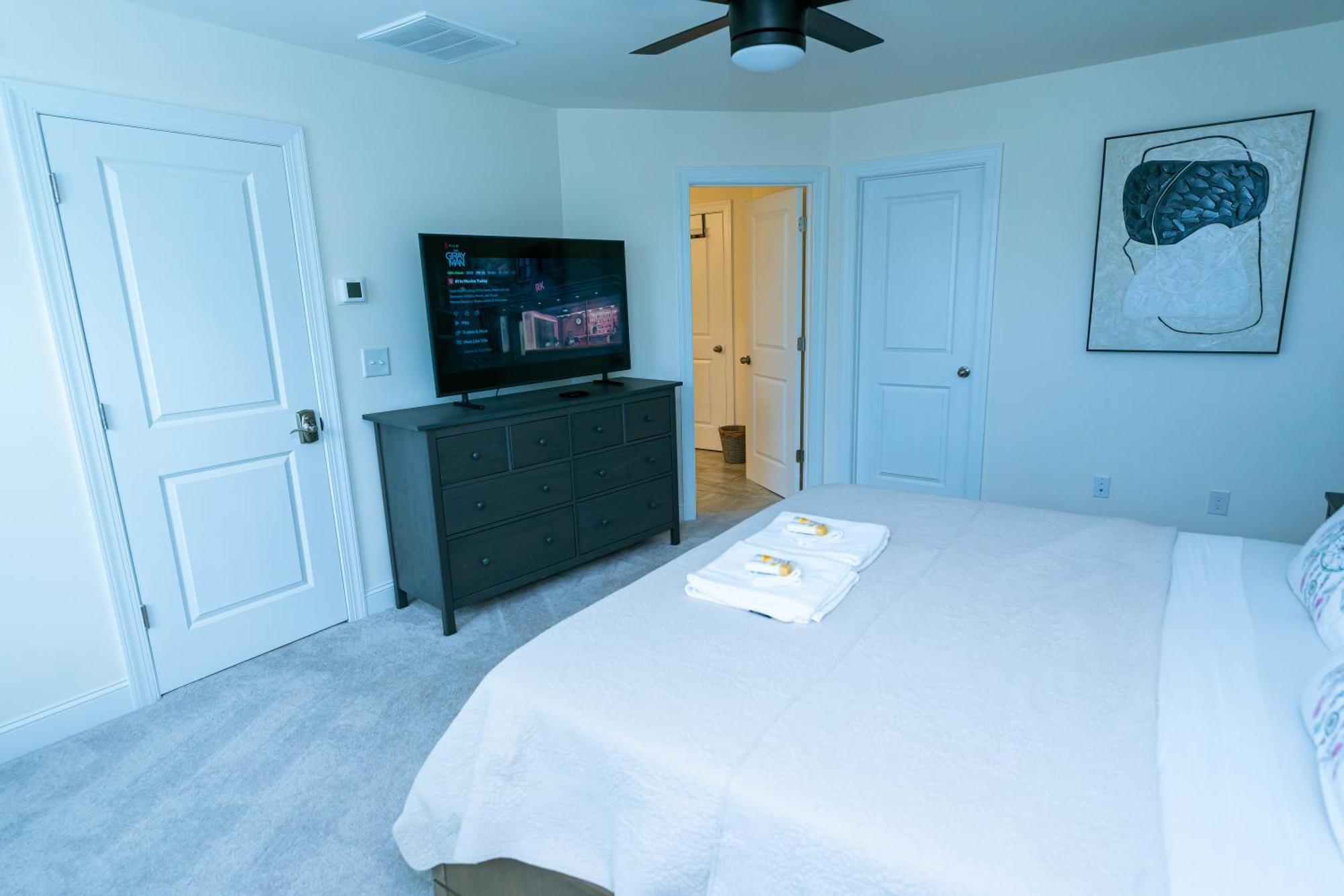 Homestay Ensuite King Bedroom *