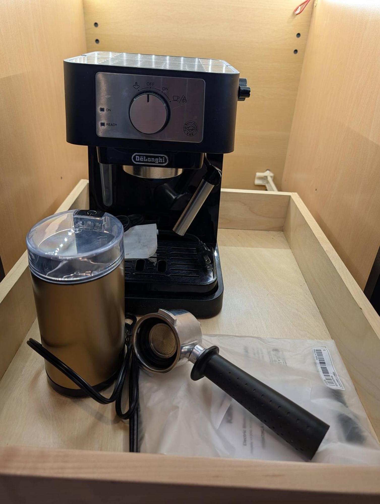 Queen Castle - Rooftop, Garage, King Beds, Pet Friendly Holiday home