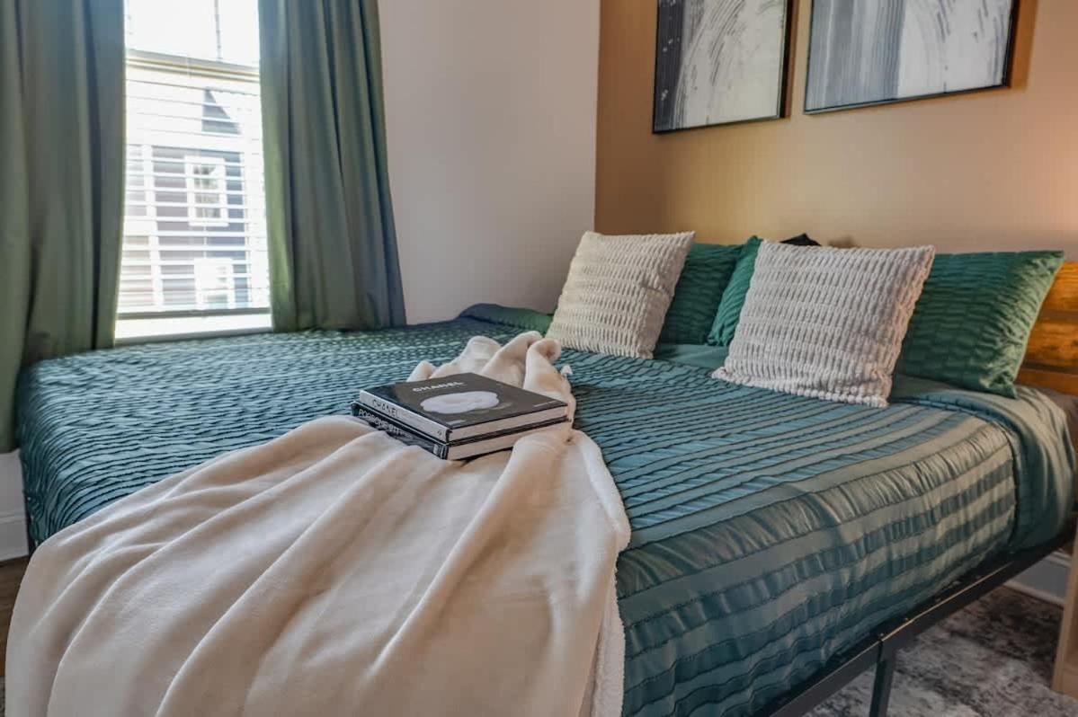 4br Townhouse King Bed Garage Northlake * Charlotte