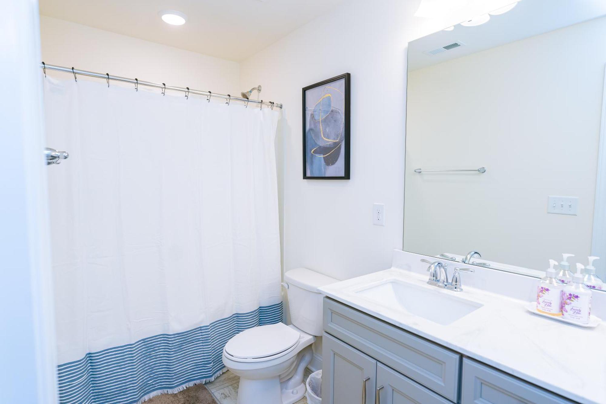 Homestay Private With Private Bathroom Charlotte