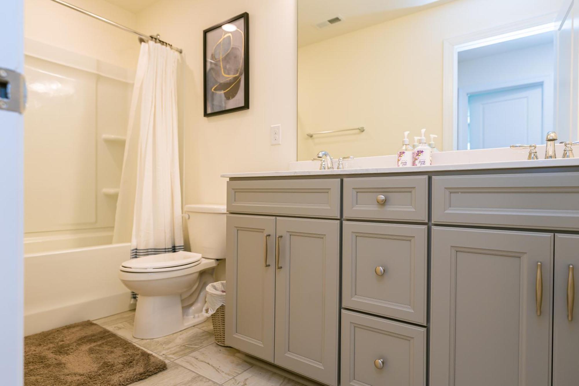 Private With Private Bathroom Homestay