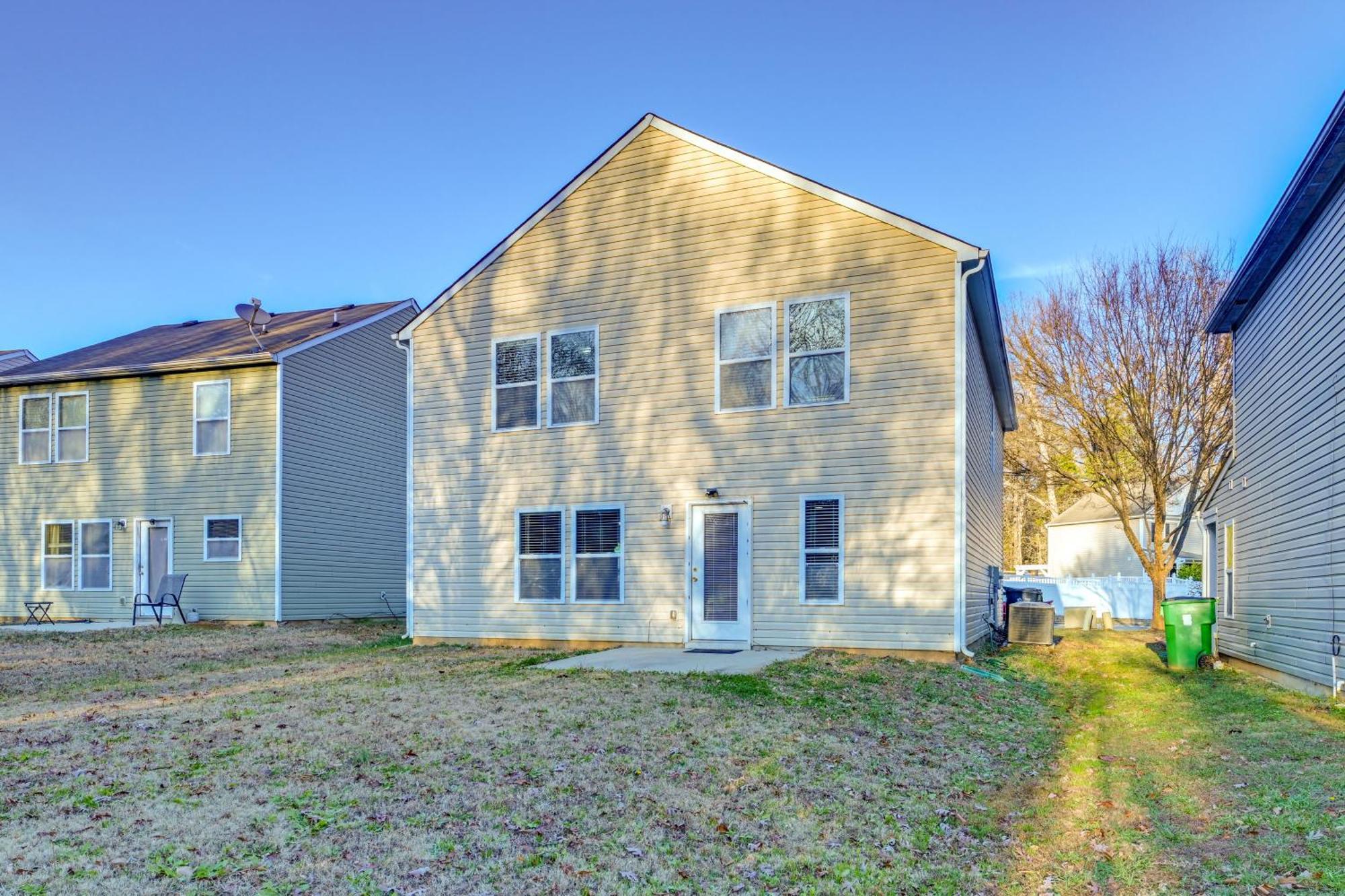 Holiday home Pet-friendly Just Outside Downtown Charlotte! *