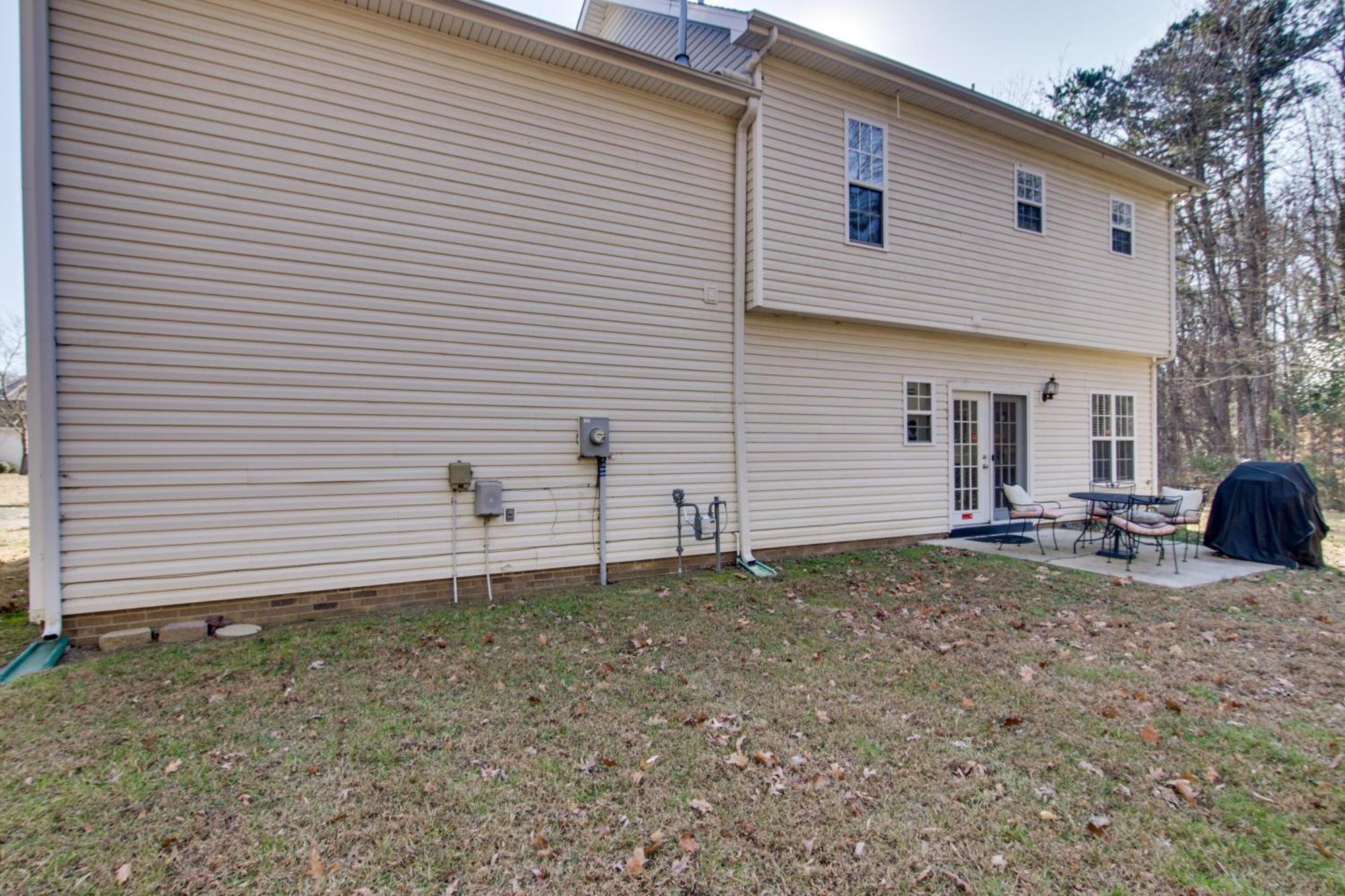 Quiet Oasis In Charlotte! Near Uncc Campus Holiday home
