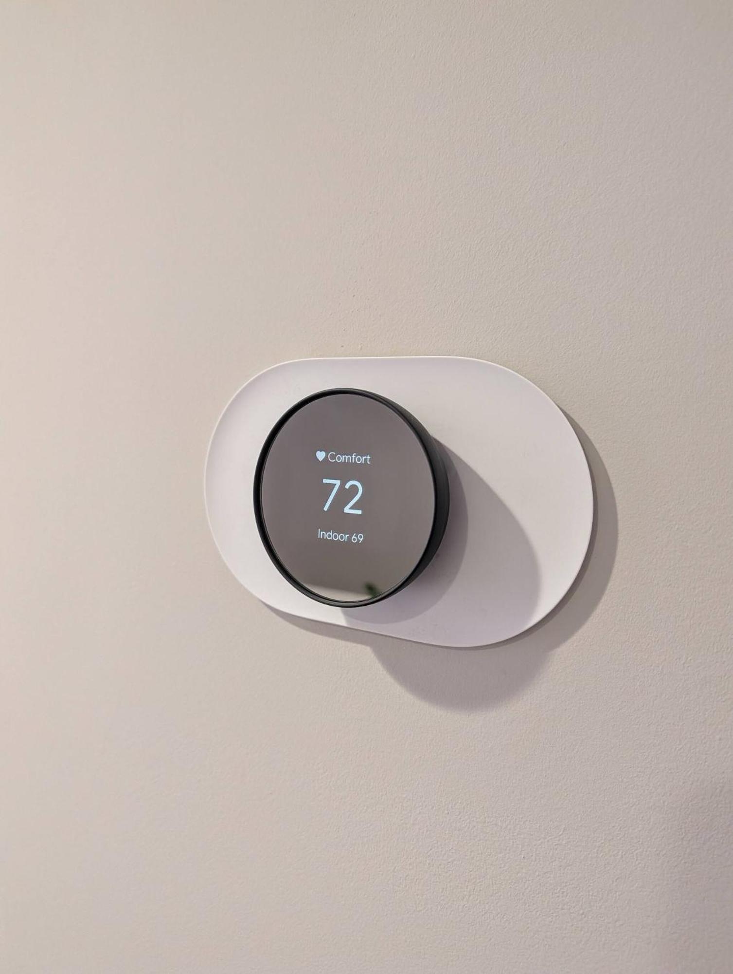 Queen Castle - Rooftop, Garage, King Beds, Pet Friendly