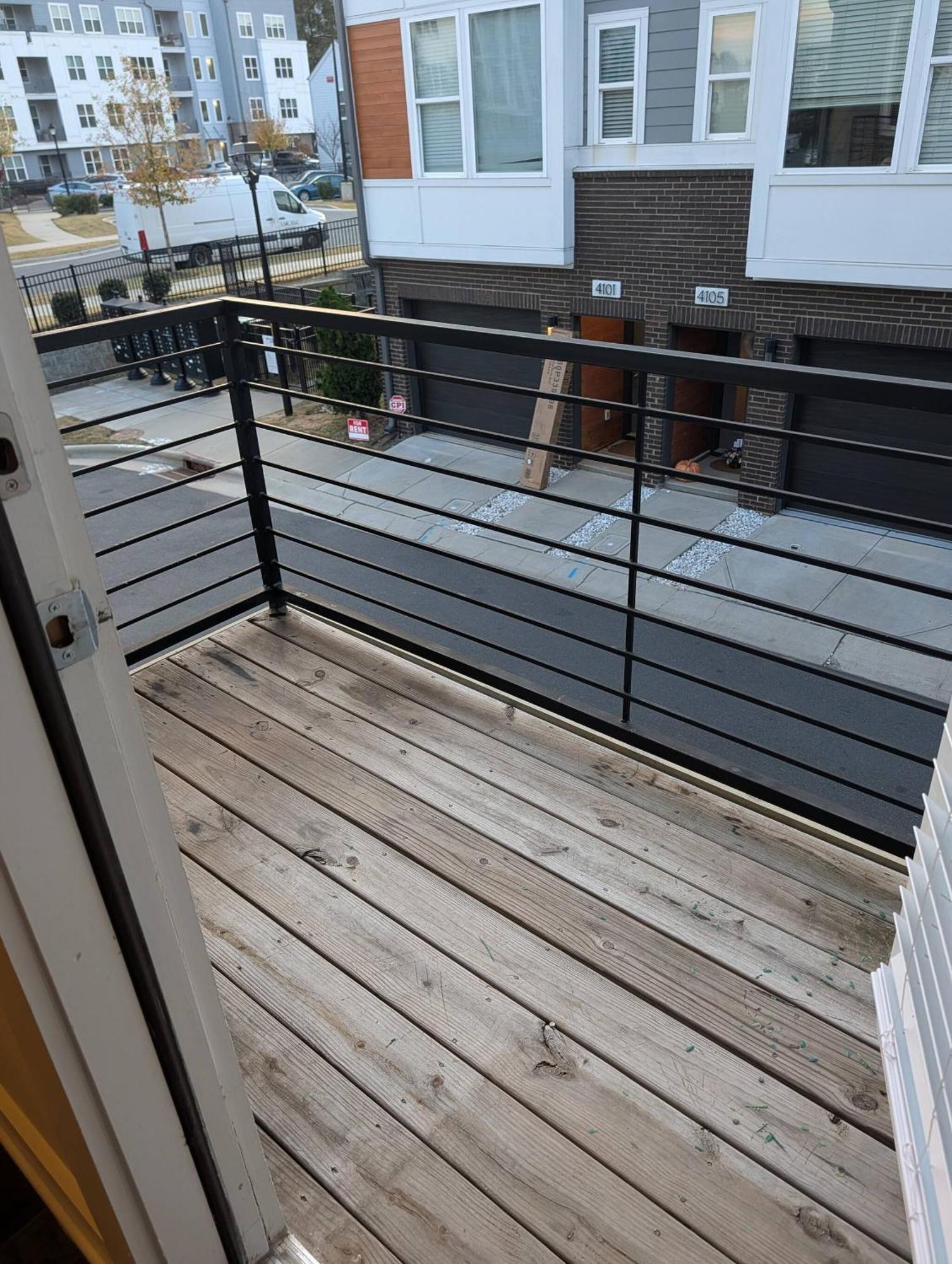 Holiday home Queen Castle - Rooftop, Garage, King Beds, Pet Friendly *