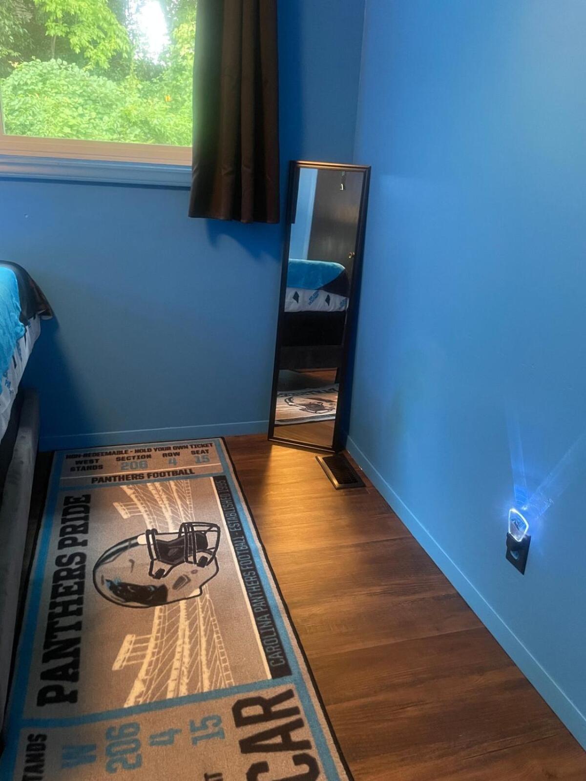 House Close To Clt And Uptown Holiday home