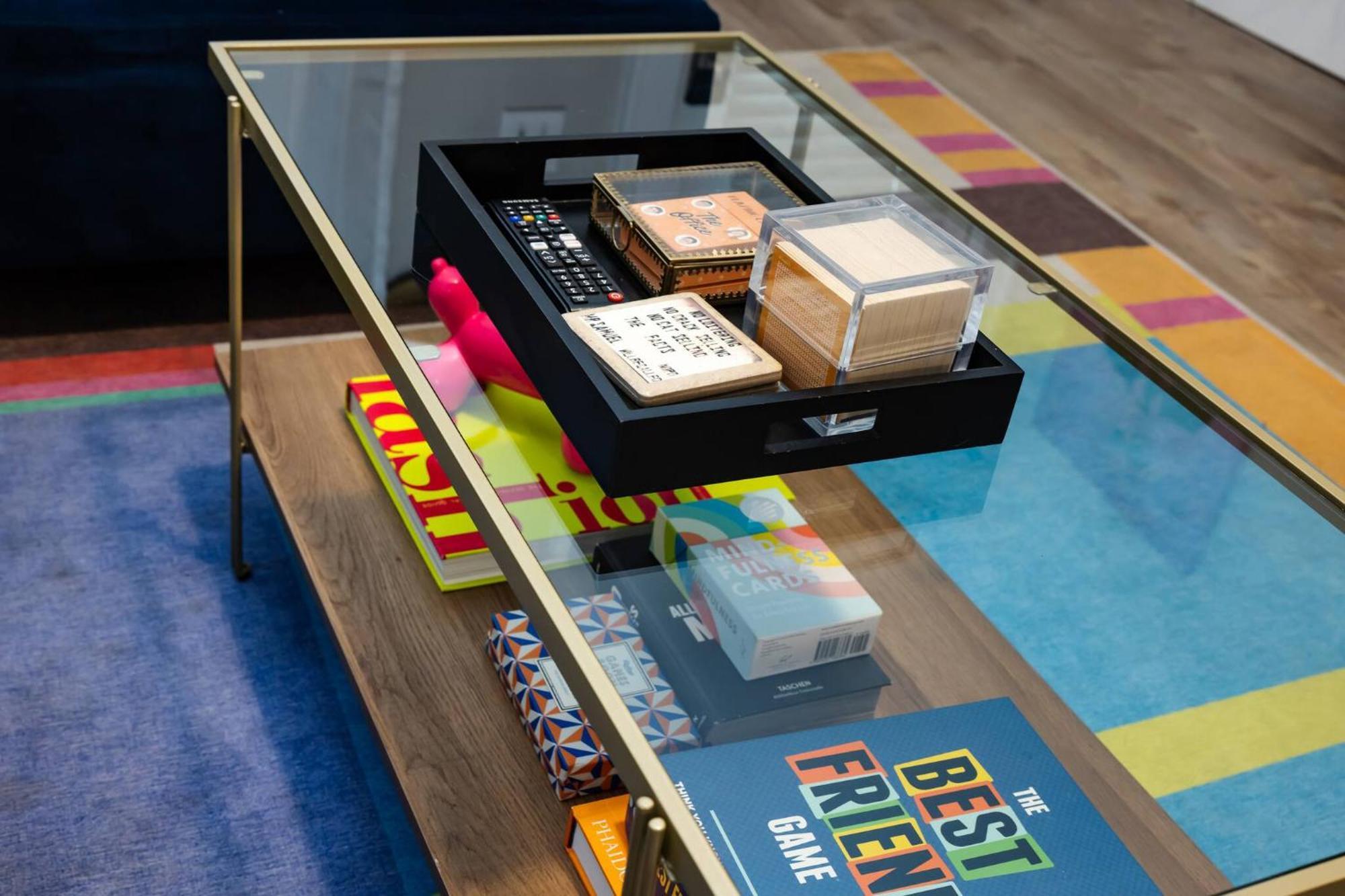 Optimist Abode 1: <7min To Noda-midwood-uptown Apartment