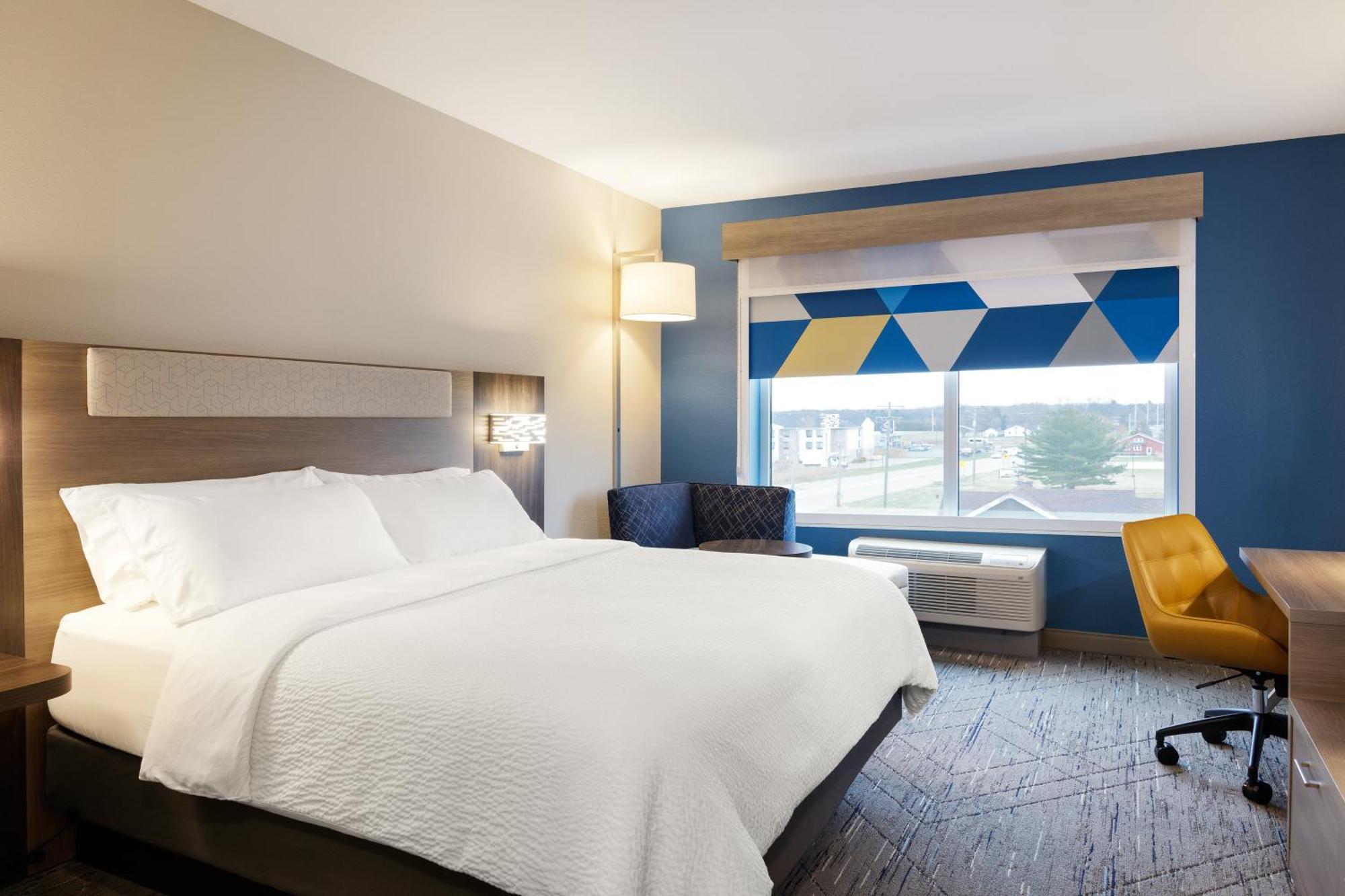 Express & North By Ihg Charlotte
