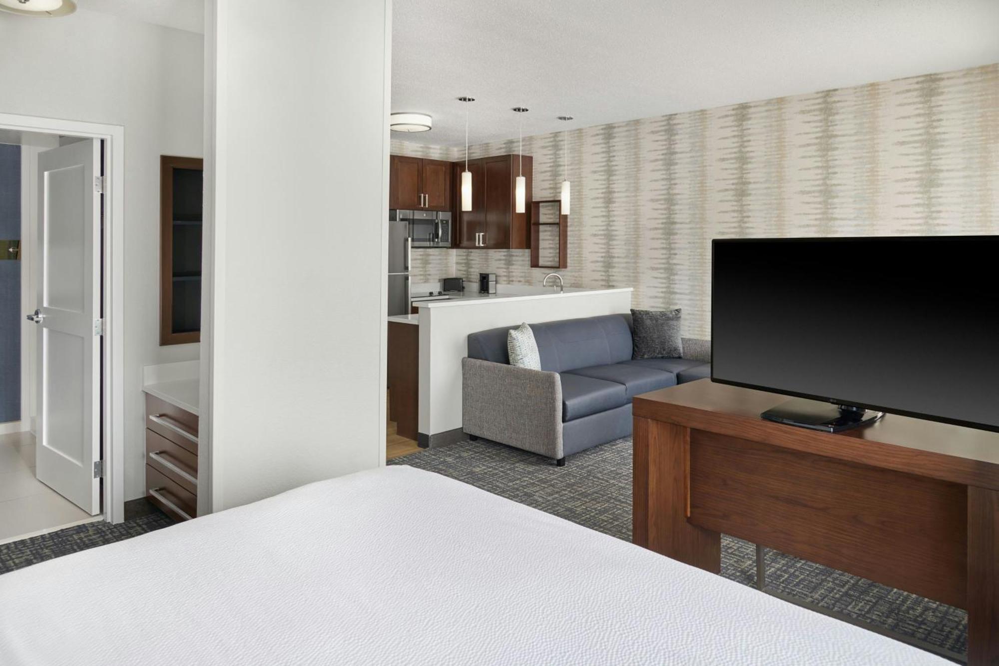 By Marriott Airport 3* Charlotte