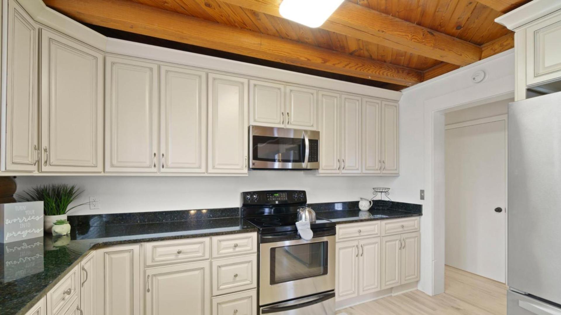 Renovated 5br/3ba W/ Rec * Charlotte