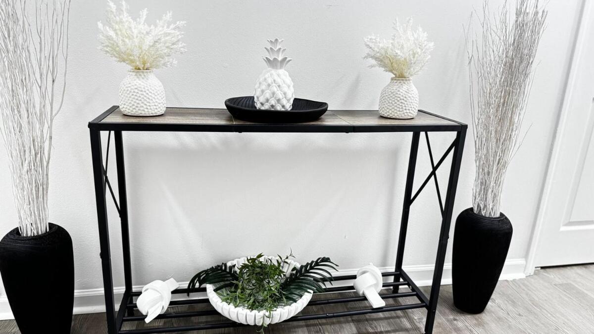 Cozy Corner Escape Entire In