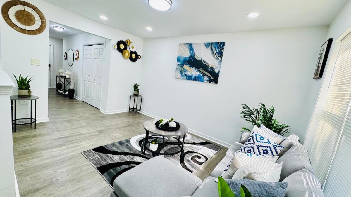 Holiday home Cozy Corner Escape Entire In *
