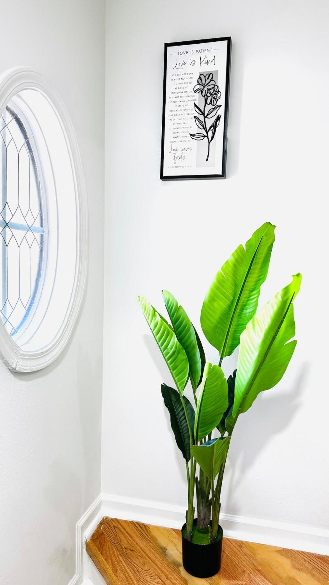 Cozy Corner Escape Entire In