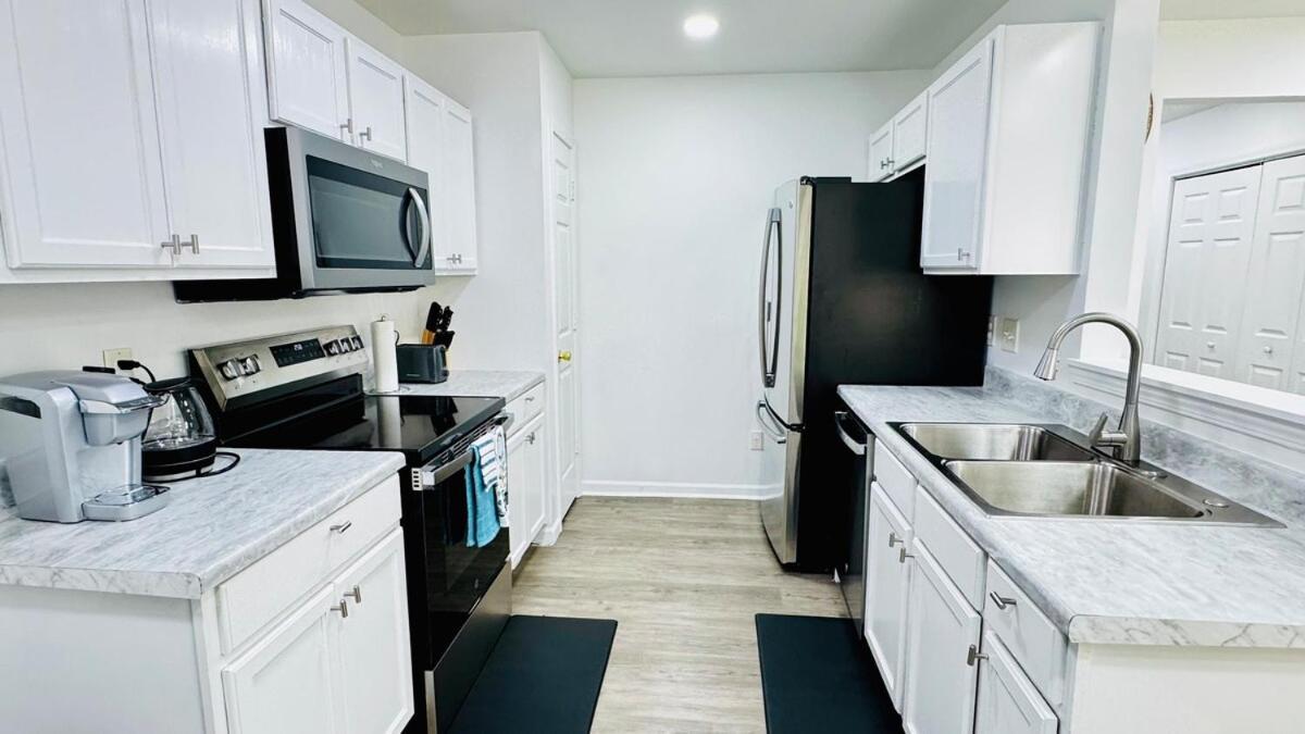 Cozy Corner Escape Entire In Charlotte