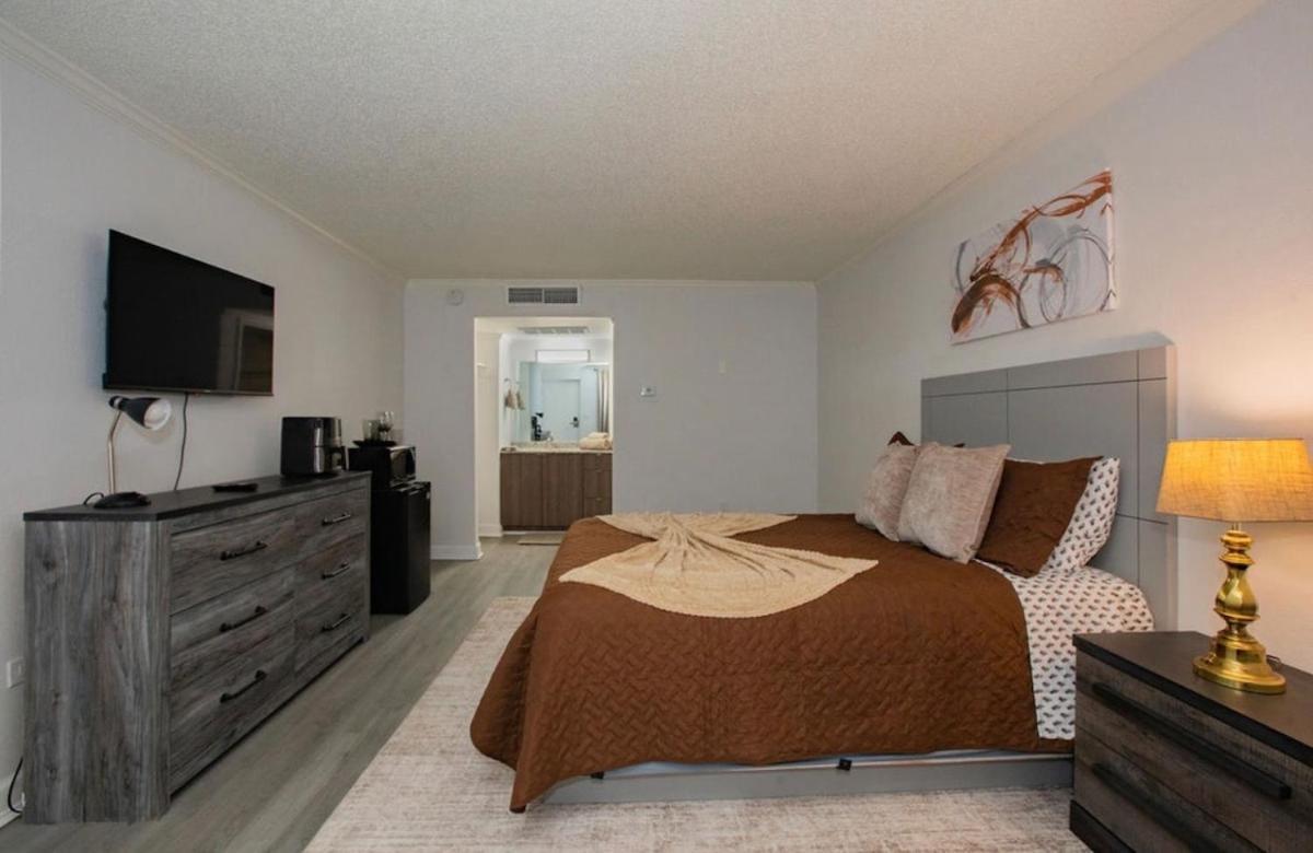 Lux Mins To Atrium & Arena & Stadiums Uptown Apartment *