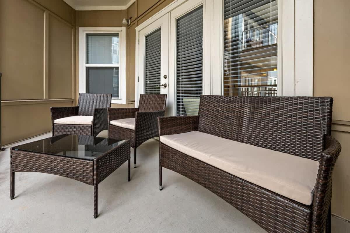 Midtown Gem Steps To Uptown & Queens Apartment *