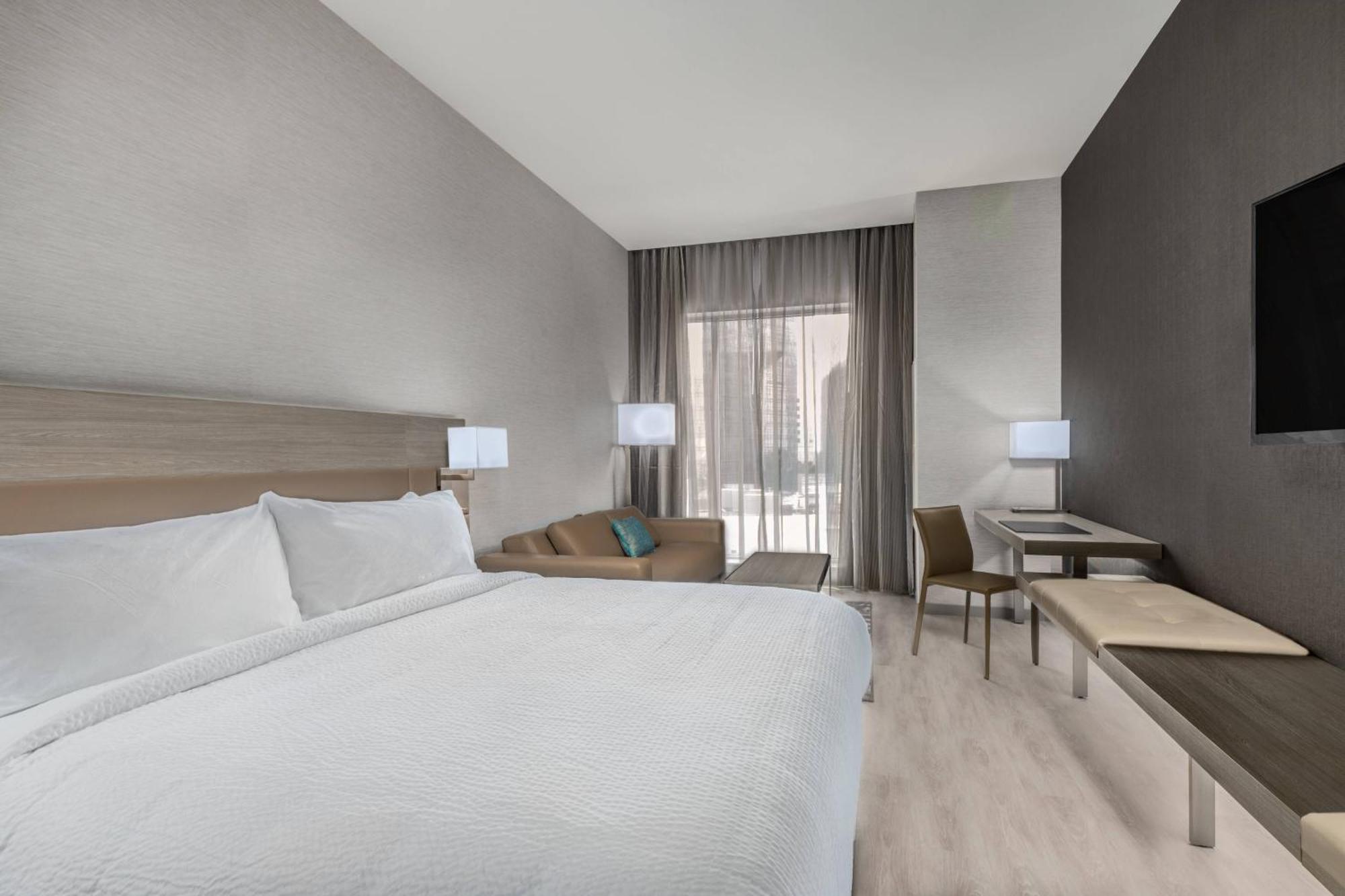 Ac By Marriott Center Hotel Charlotte