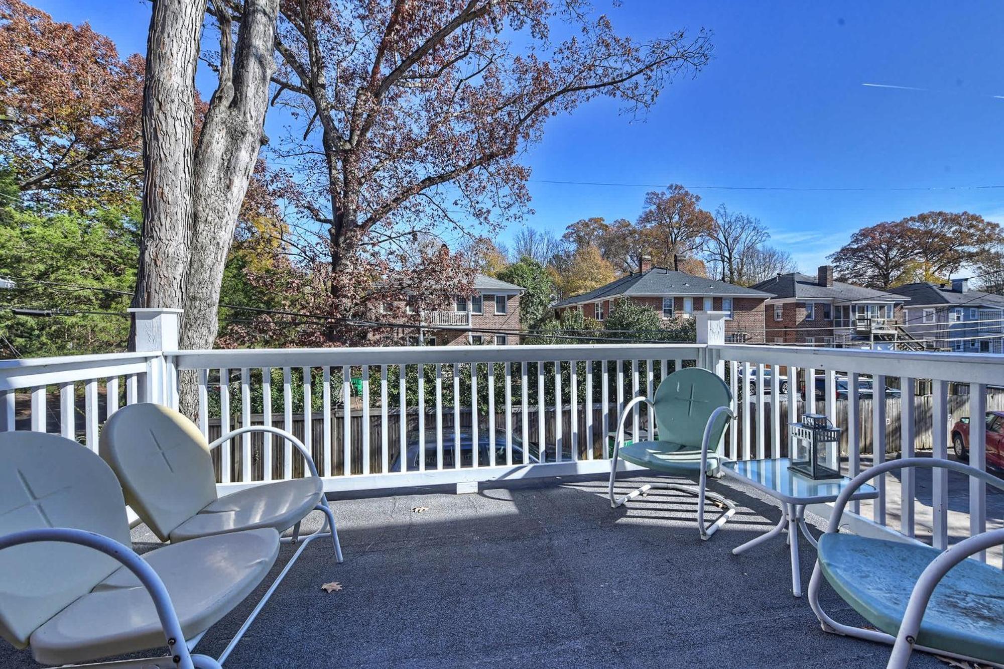 Bright And Restful 2br Near Uptown With Balcony * Charlotte